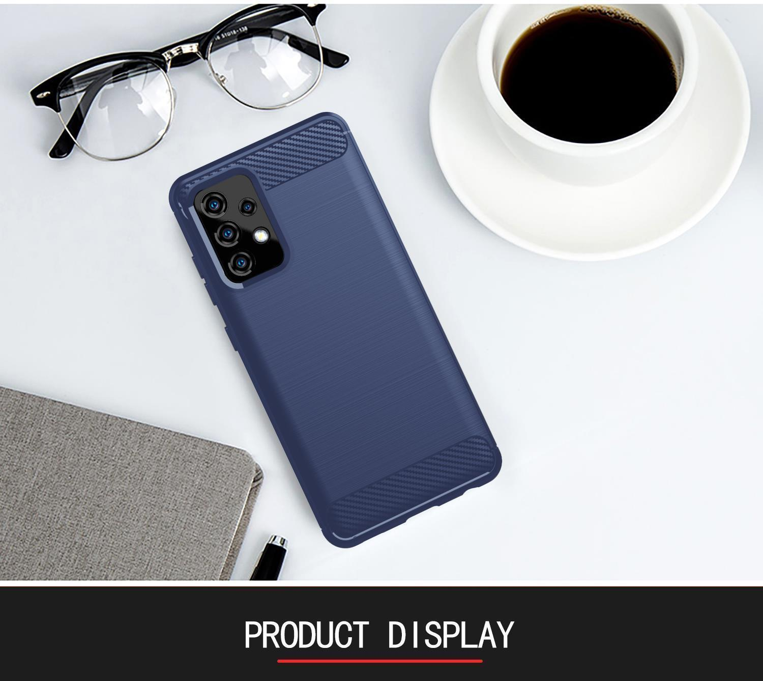 Eine blaue Handyhülle, ein Notizblock, eine Brille und eine Tasse Kaffee.