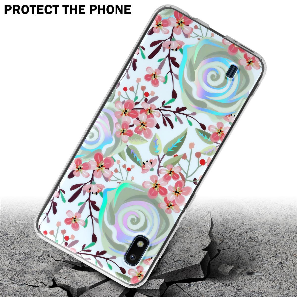 Custodia con design floreale su cemento rotto.