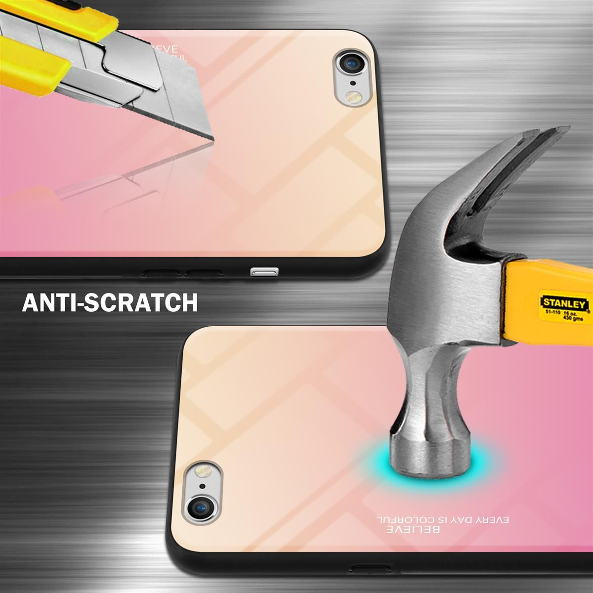 Funda de teléfono probada con cúter y martillo, demostrando propiedades antiarañazos.