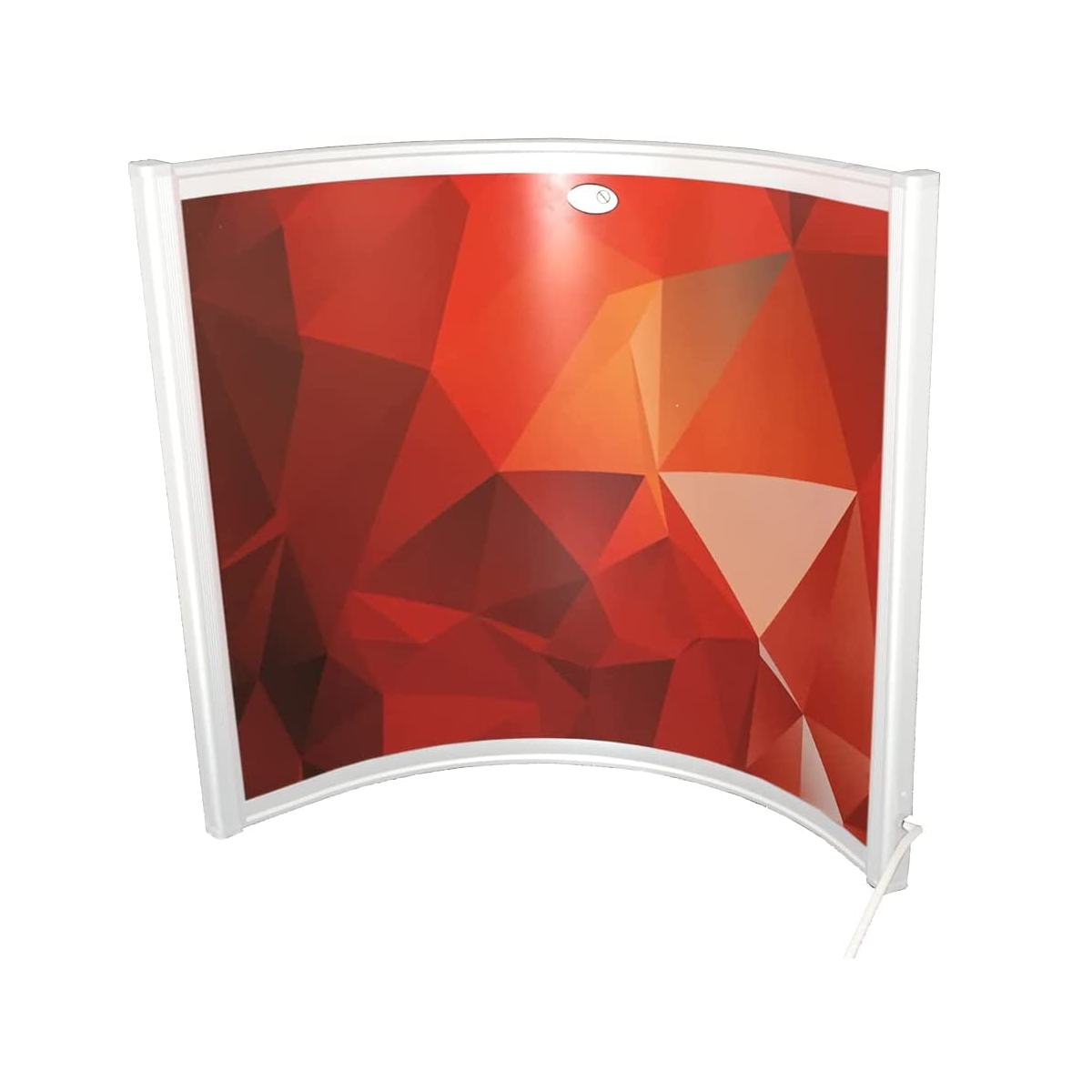 Gekrümmtes Panel mit rot-orangem geometrischem Design, umrahmt von weißem Rand.