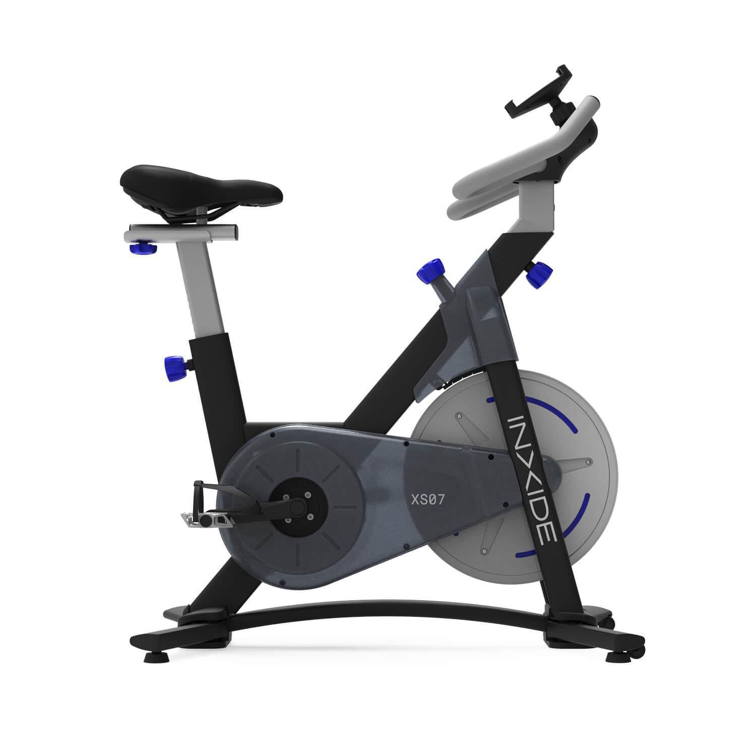 Bicicleta indoor magnética 16kg XS07 INXIDE ajustable, con freno magnético y ruedas de transporte - BODYTONE, Negro