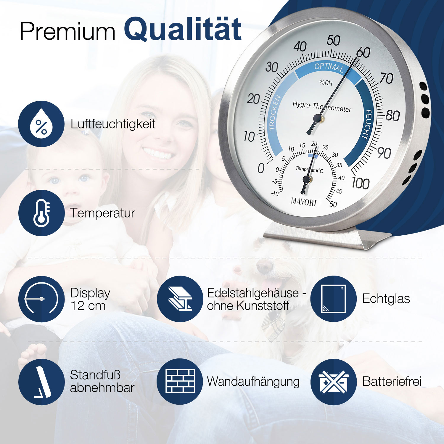 Thermometer mit einer Frau und einem Baby im Hintergrund. Das Thermometer zeigt Luftfeuchtigkeit und Temperatur.