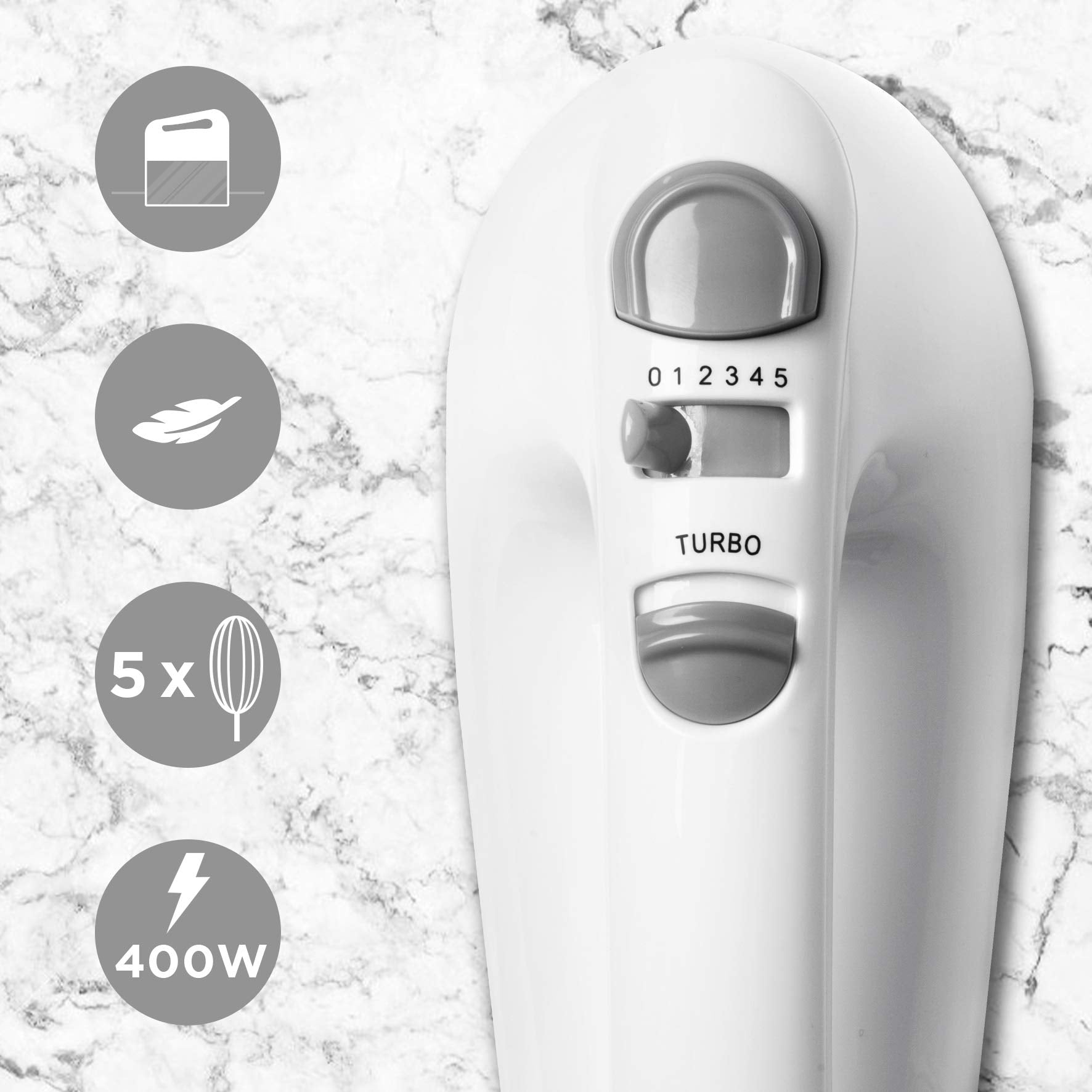 Weißer Handmixer mit Geschwindigkeitseinstellungen und einer Turbo-Taste. Graue Symbole gezeigt.