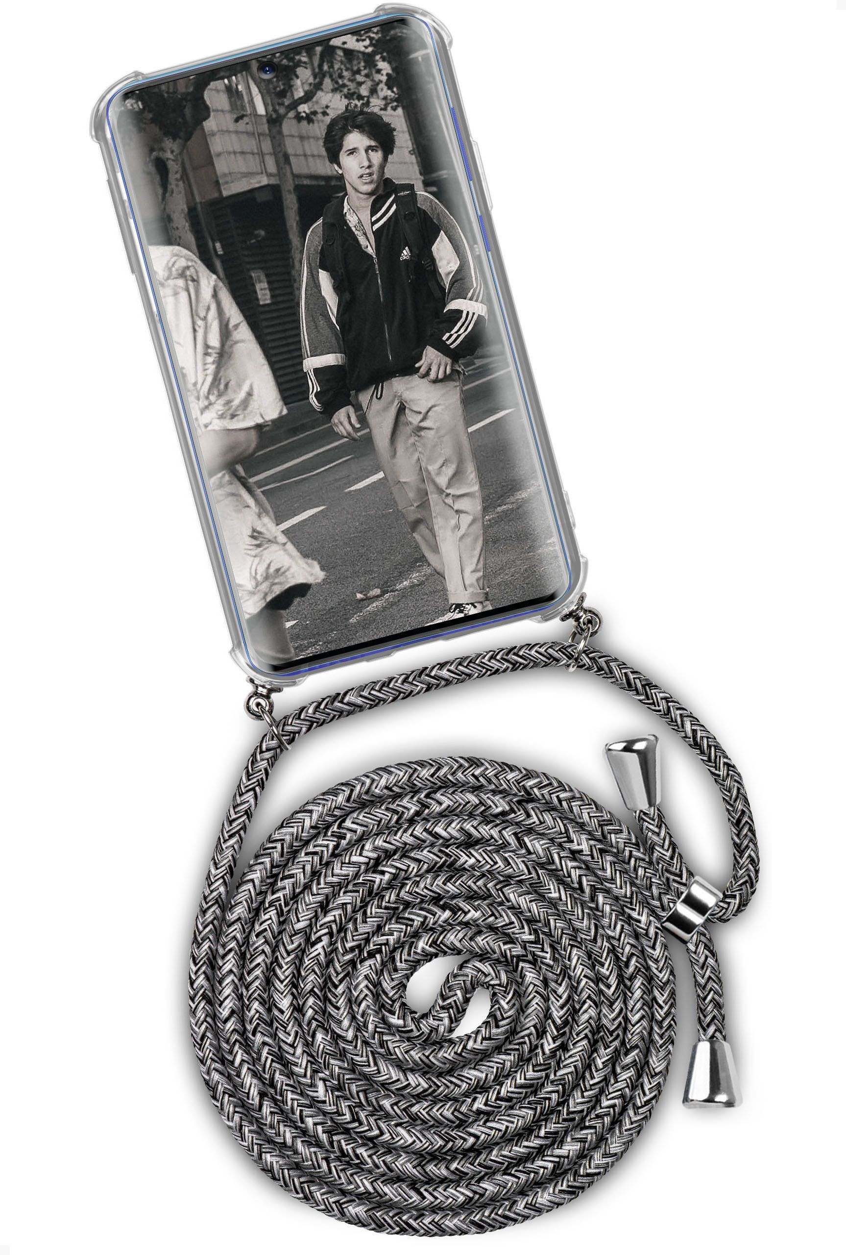 Telefon mit Hülle und Person auf dem Bildschirm, die Jacke und Hose trägt.