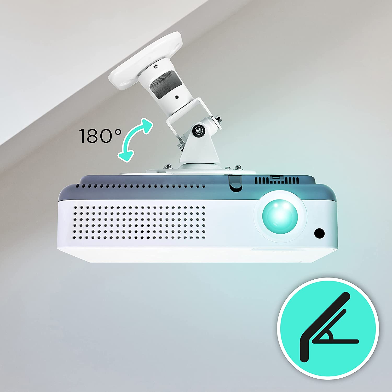 Un proyector blanco montado en un soporte, que muestra un ángulo de 180 grados.