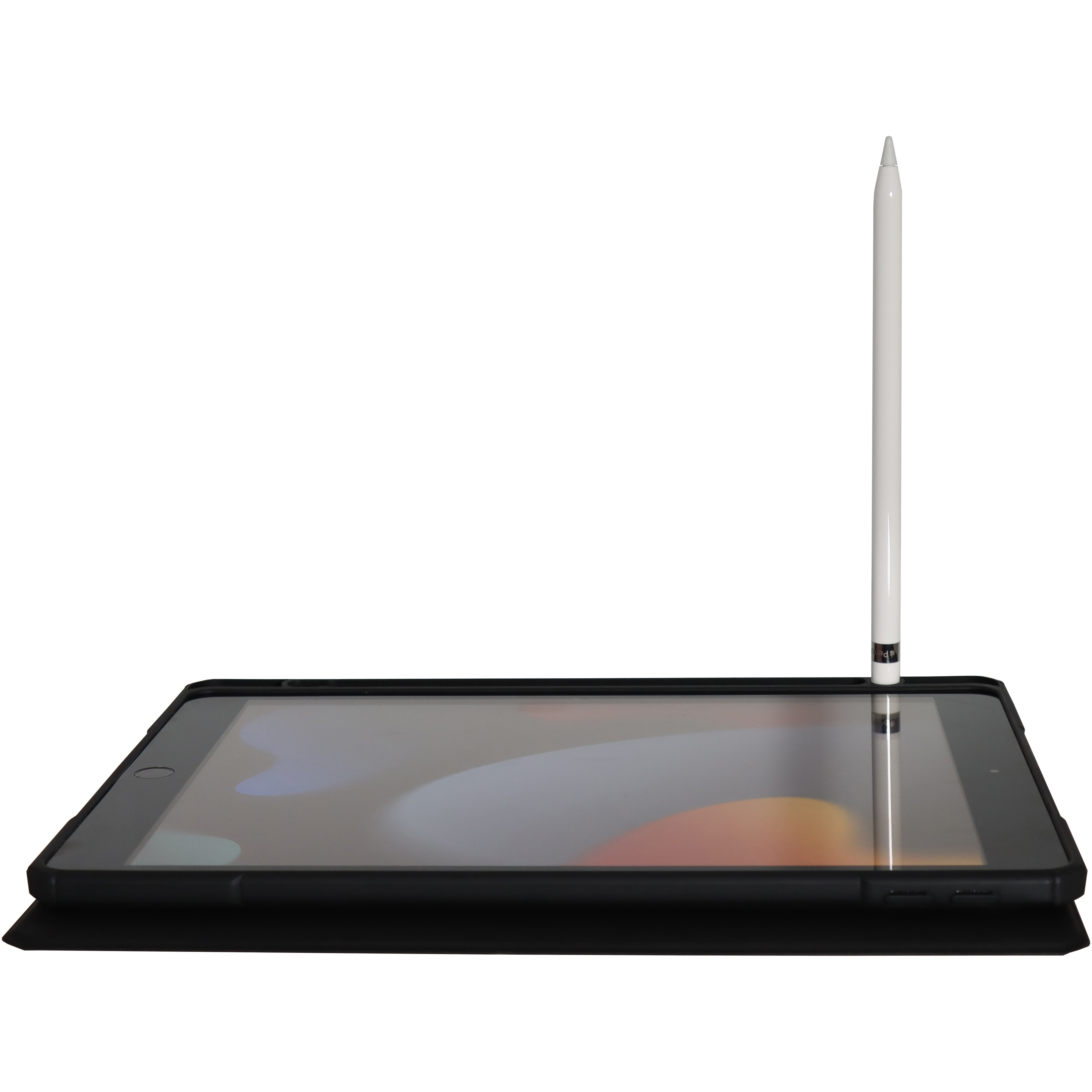 Ein Tablet auf einer schwarzen Hülle mit einem weißen Stift, der sich dagegen lehnt.