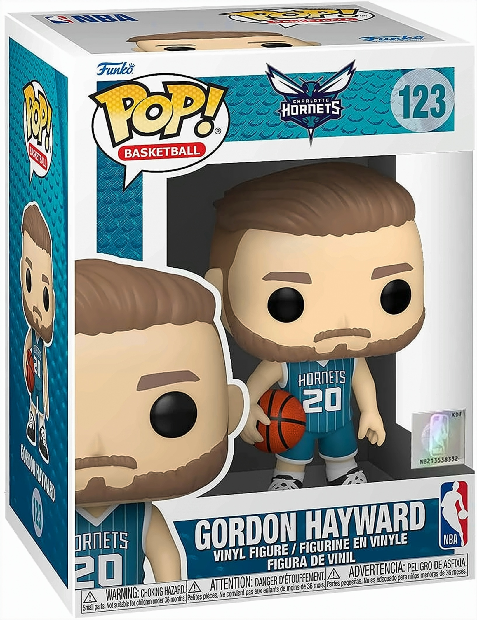 Funko Pop Figur von Gordon Hayward. Er trägt ein Hornets-Trikot und hält einen Basketball.