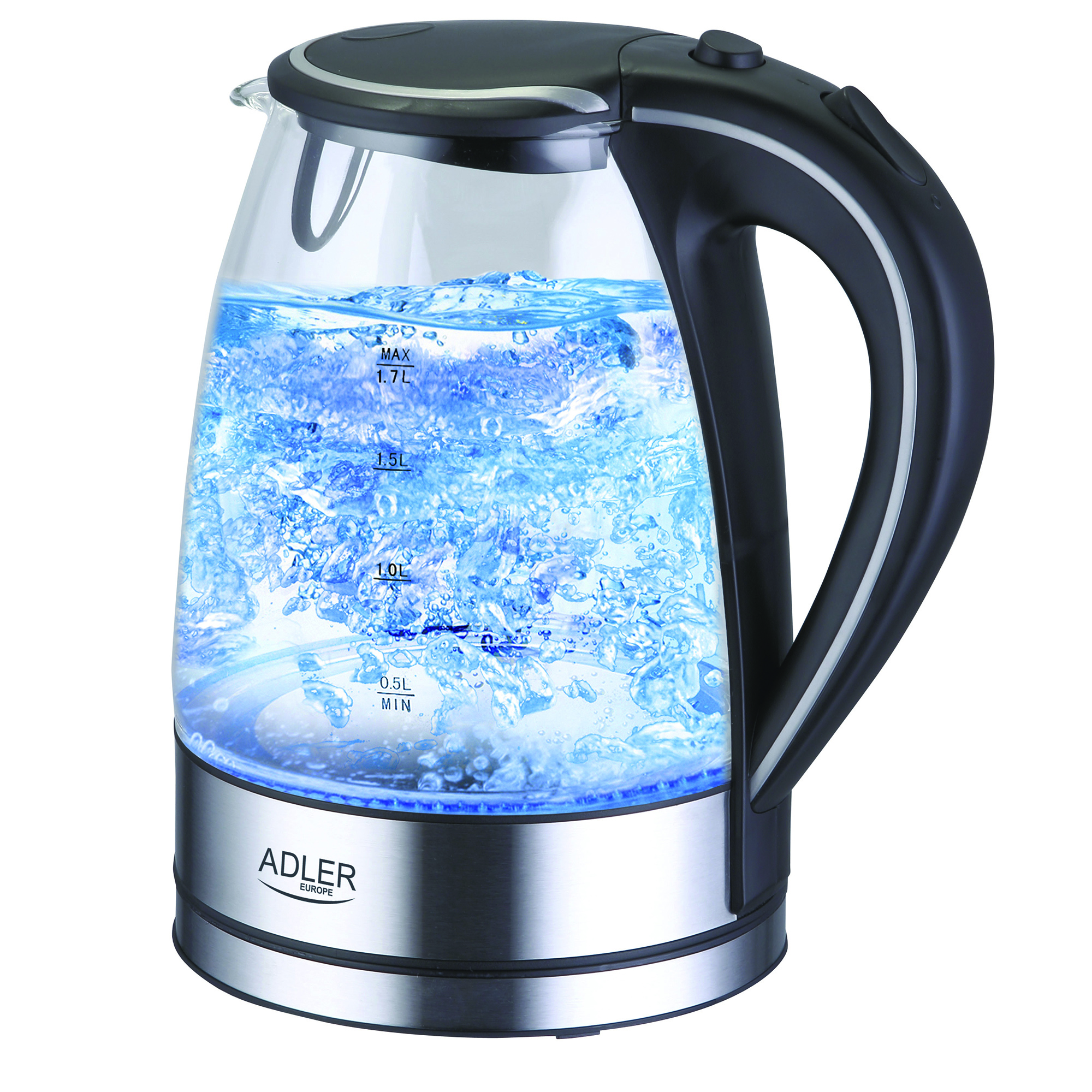 Przezroczysty czajnik elektryczny z niebieską wodą w środku. Ma uchwyt i czarną podstawę z oznaczeniami.