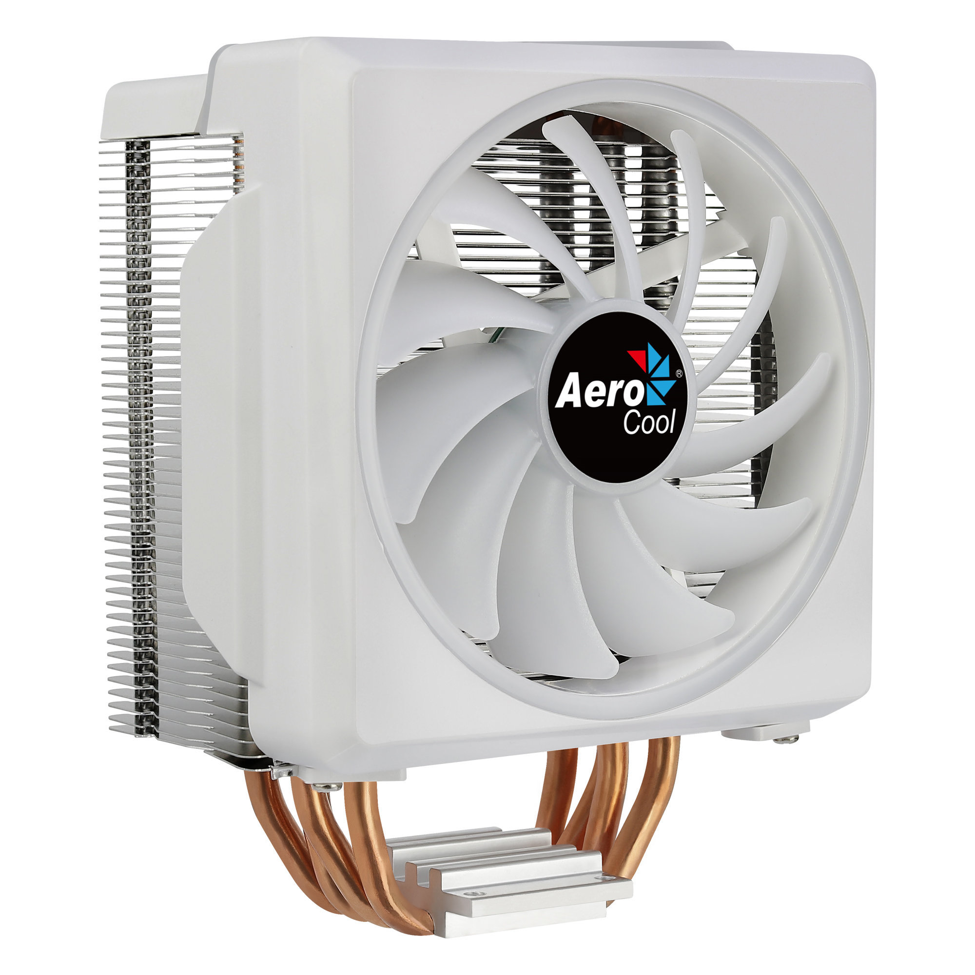Enfriador de CPU blanco y plateado con ventilador y tubos de calor de cobre. Fondo blanco.