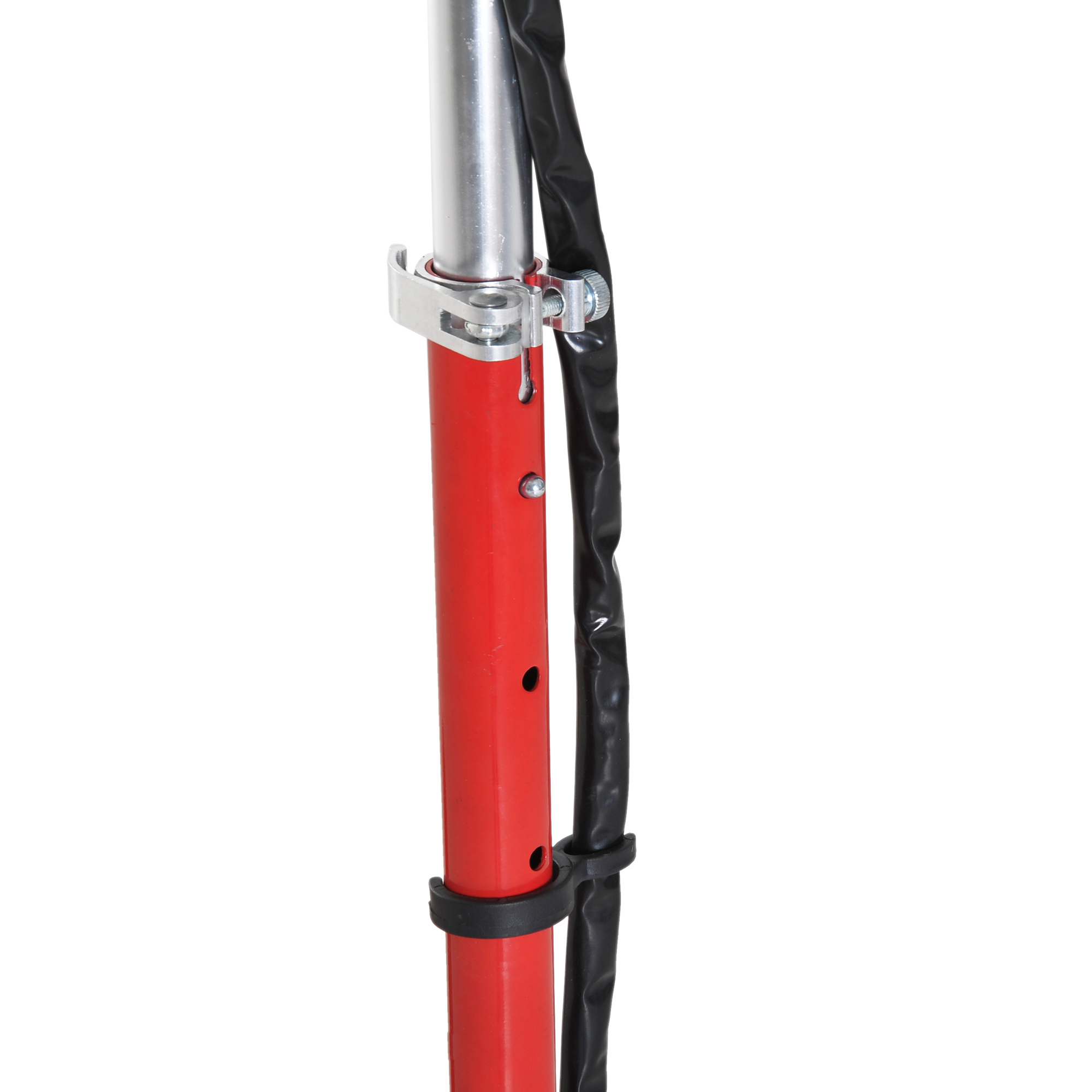 Primer plano de un poste metálico rojo y plateado con un cable negro.