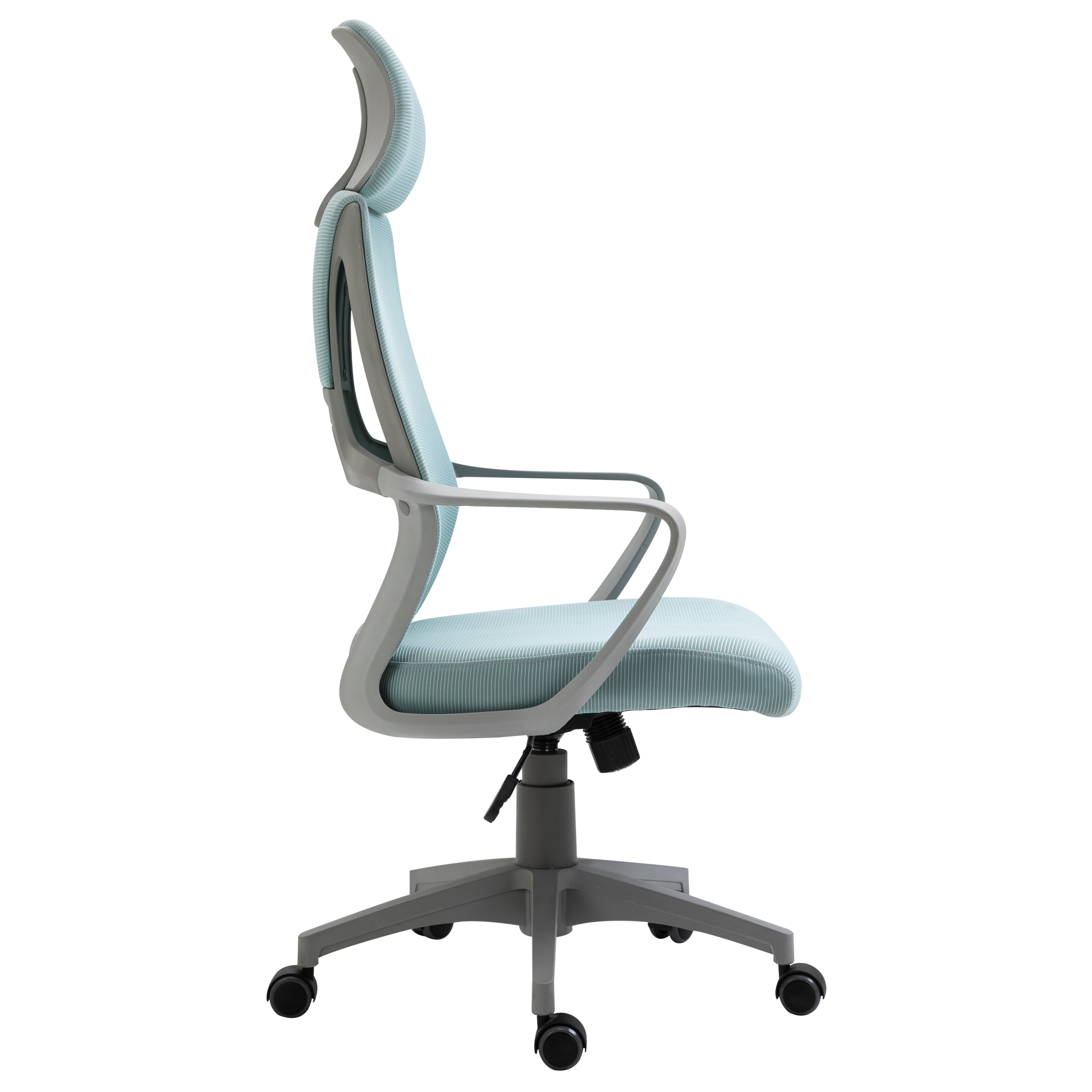 Una silla de oficina ergonómica azul claro con marco, reposabrazos y reposacabezas grises. La silla mira a la izquierda.