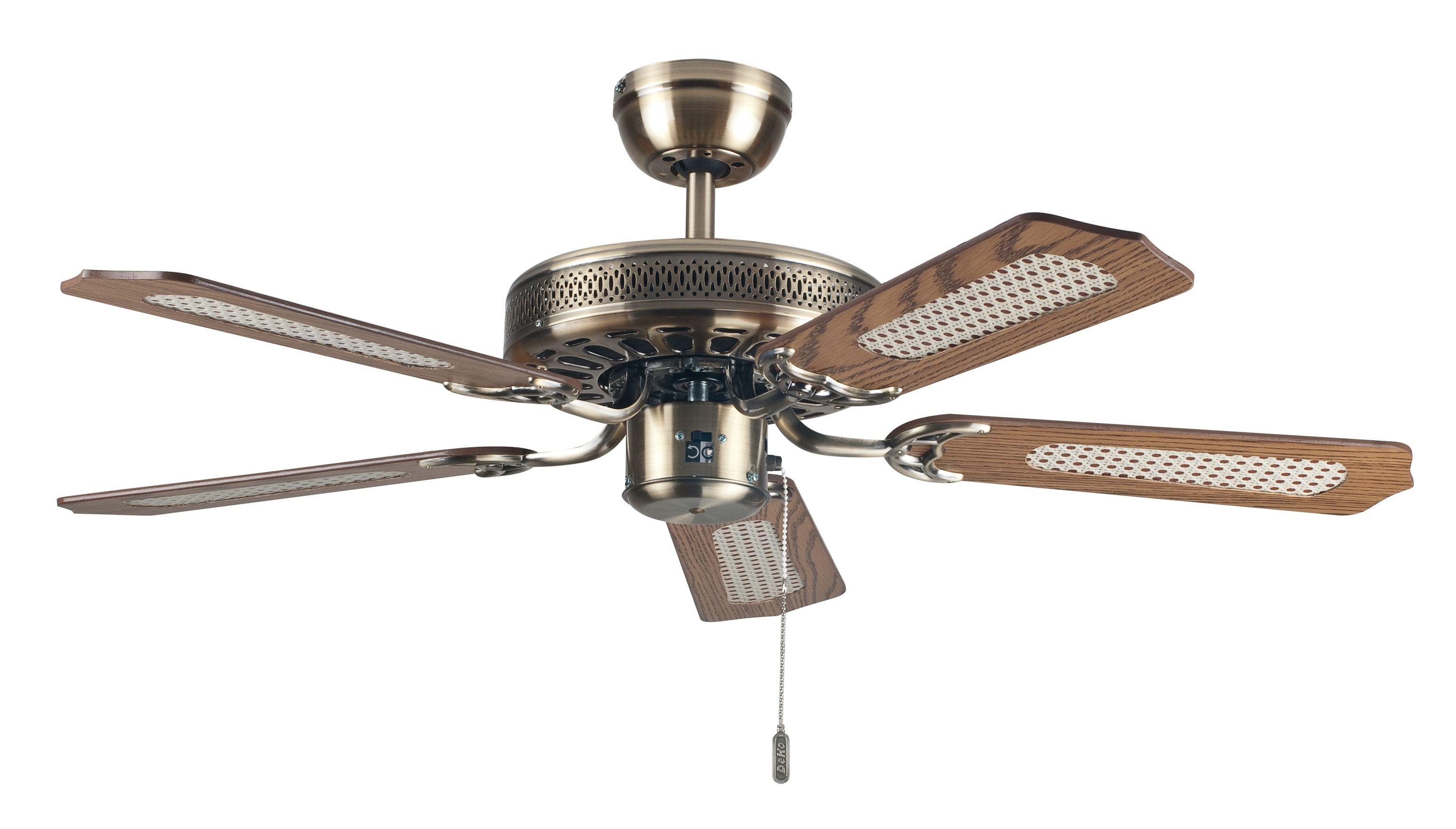 Ein Deckenventilator mit fünf Holzflügeln, ein bronzefarbenes Motorgehäuse.