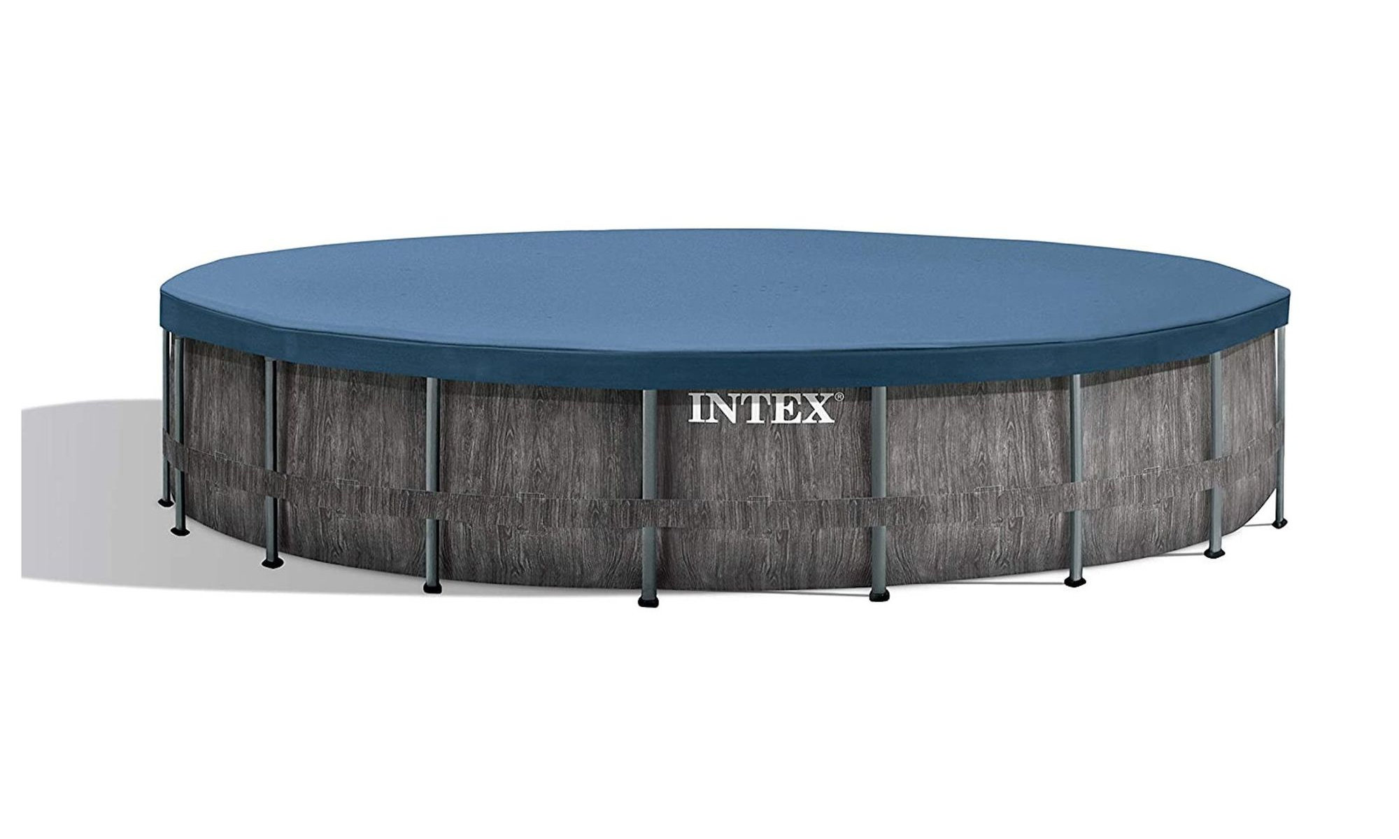 Aufstellpool mit blauem Deckel. Der Pool hat Holzseiten und einen silbernen Rahmen.