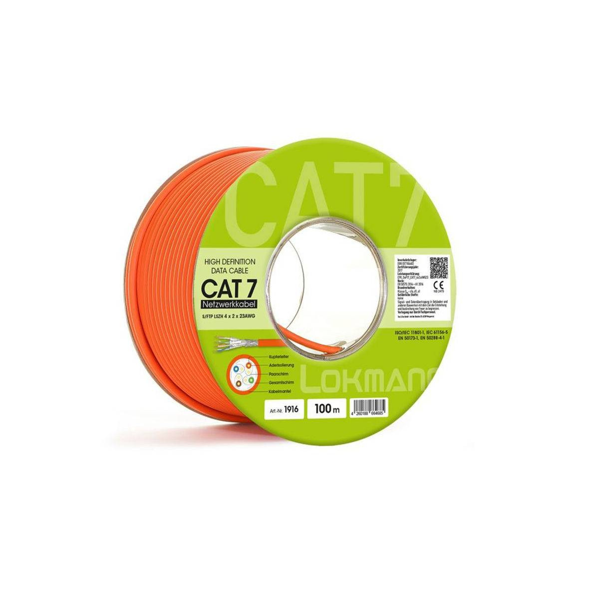 Ein orangefarbenes Cat 7 Datenkabel auf weißem Hintergrund. Das Kabel ist aufgerollt und hat Etiketten.
