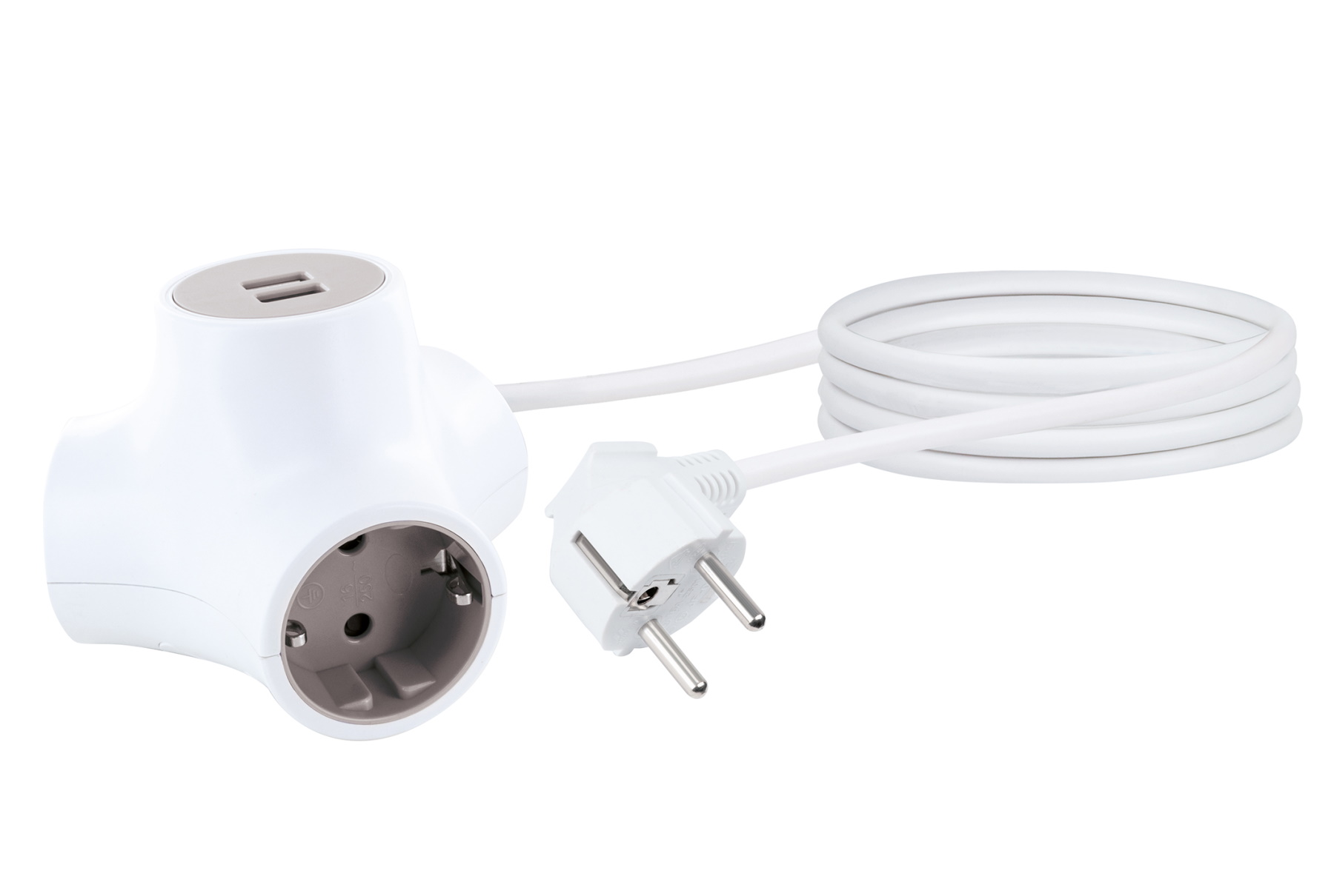 Weiße Steckdosenleiste mit zwei USB-Anschlüssen, Stecker und aufgerolltem Netzkabel auf weißem Hintergrund.
