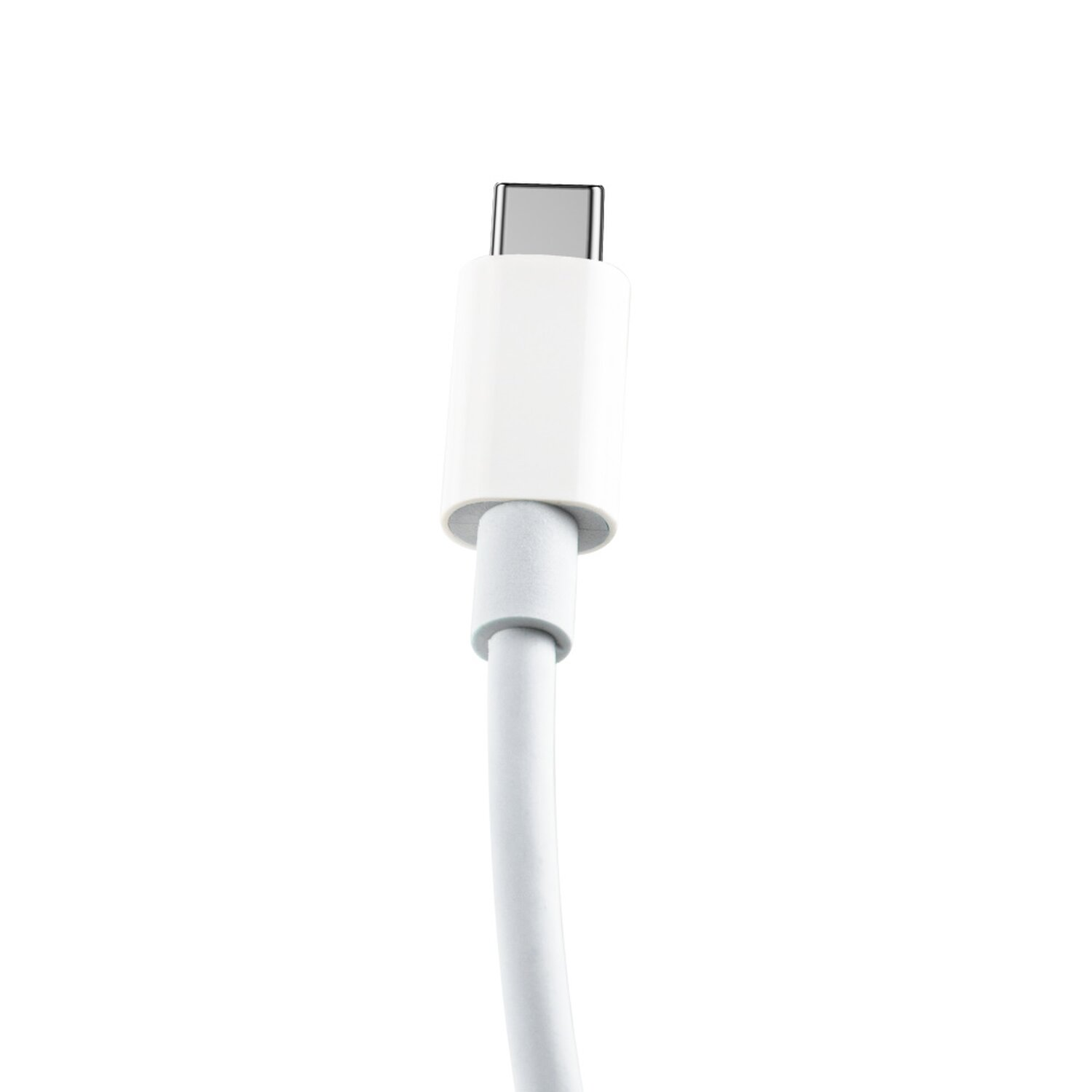 Weißes USB-C-Kabel auf weißem Hintergrund. Der USB-C-Anschluss befindet sich oben.