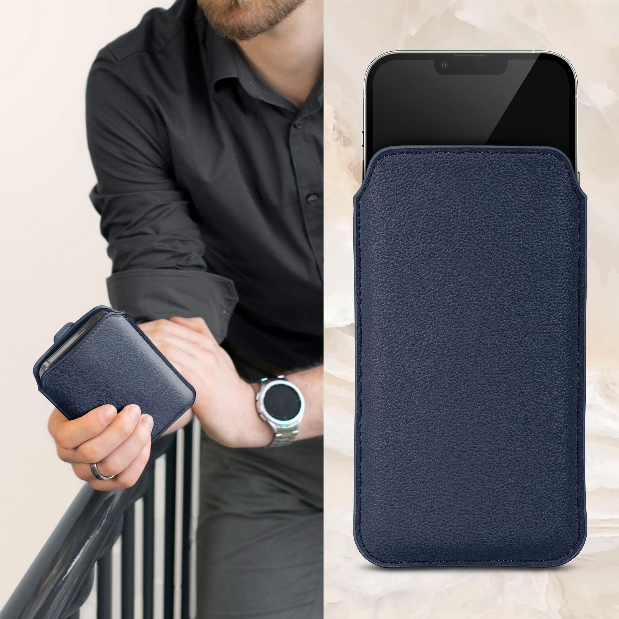 Person in schwarzem Hemd hält blaue Leder-Handyhülle. Eine andere Hülle neben dem Telefon.