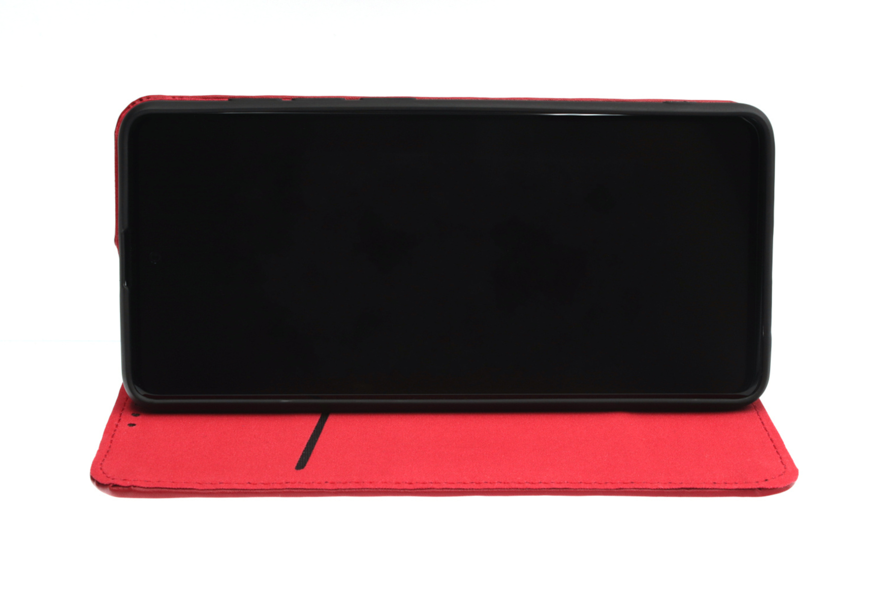 Eine rote Handyhülle mit einem schwarzen Telefon darin, vor weißem Hintergrund.