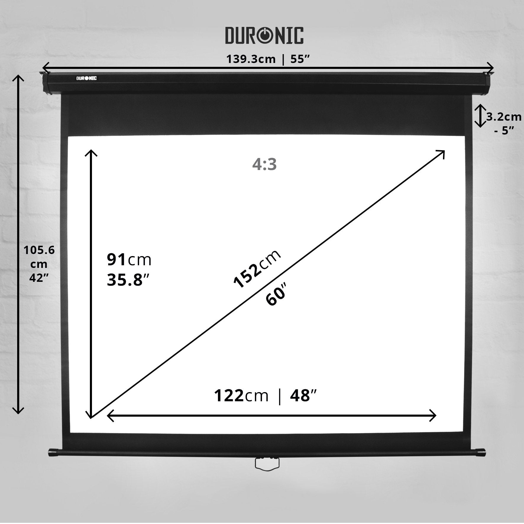 Una pantalla de proyector negra con dimensiones, que muestra una proporción de 4:3.