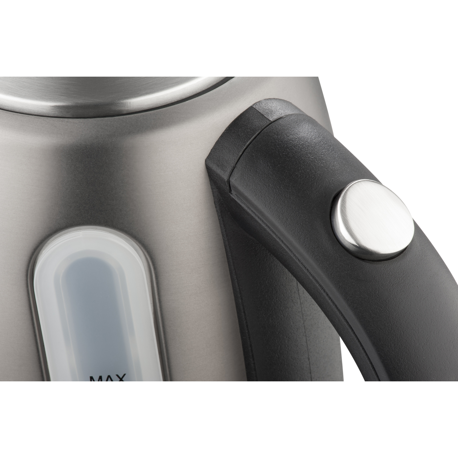 Nahaufnahme eines Edelstahl-Wasserkochers mit schwarzem Griff und Wasserstandsanzeige.