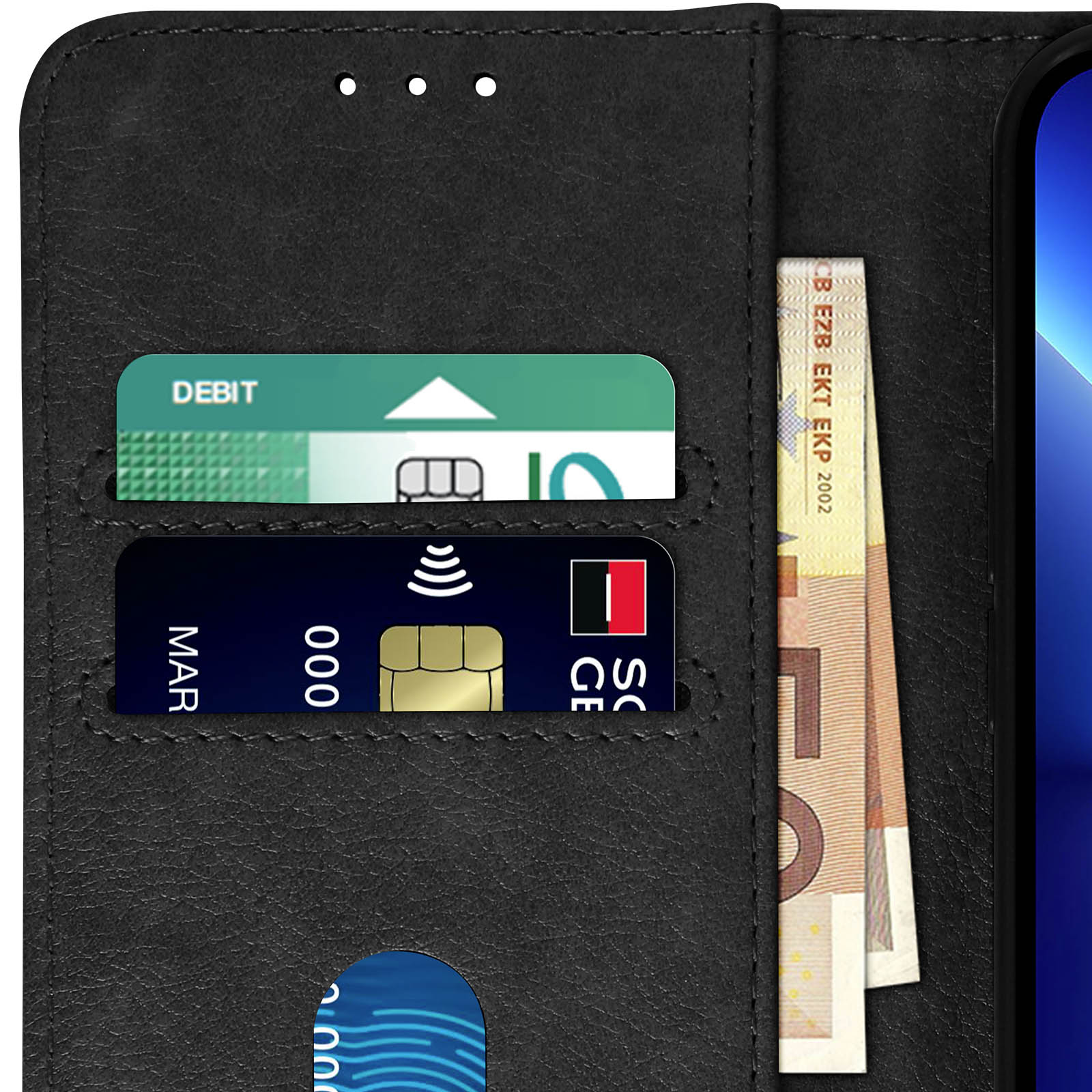 Portafoglio nero con carte e banconote in euro visibili nelle tasche.