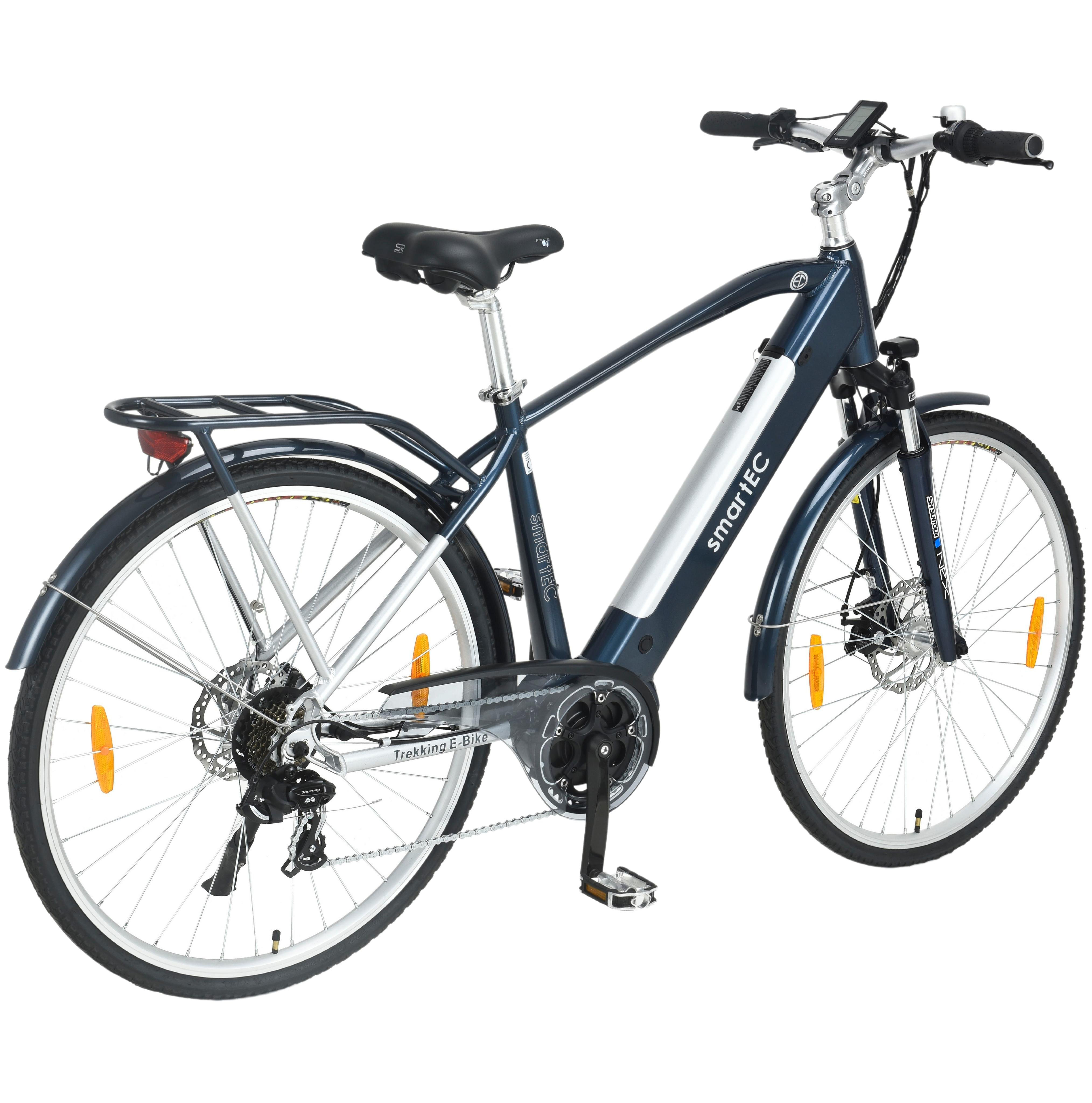 Blaues Elektrofahrrad mit silbernen Details und einem schwarzen Sitz, vor weißem Hintergrund.