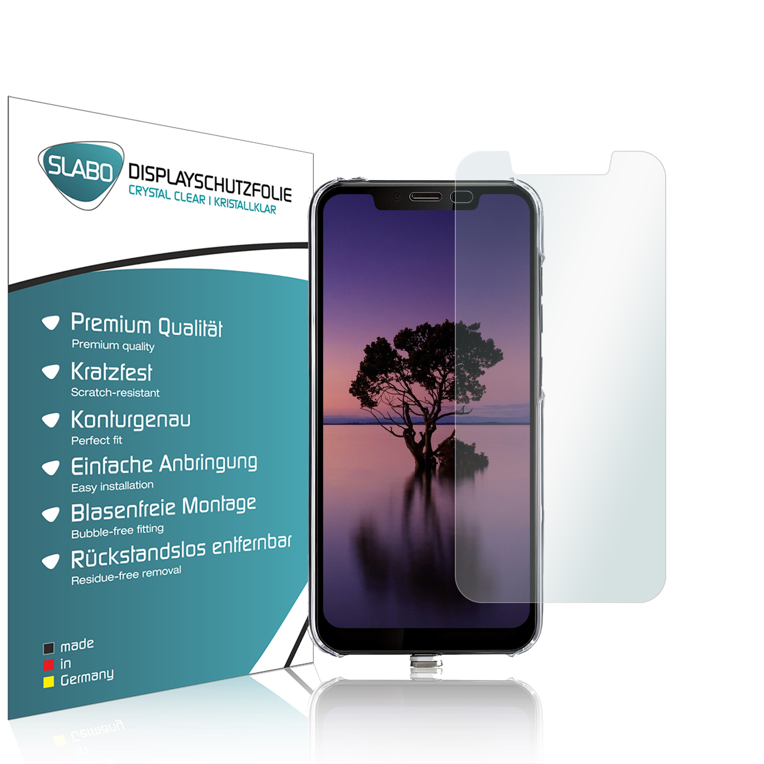 Smartphone mit Displayschutz und Baumlandschaft, isoliert auf Weiß.