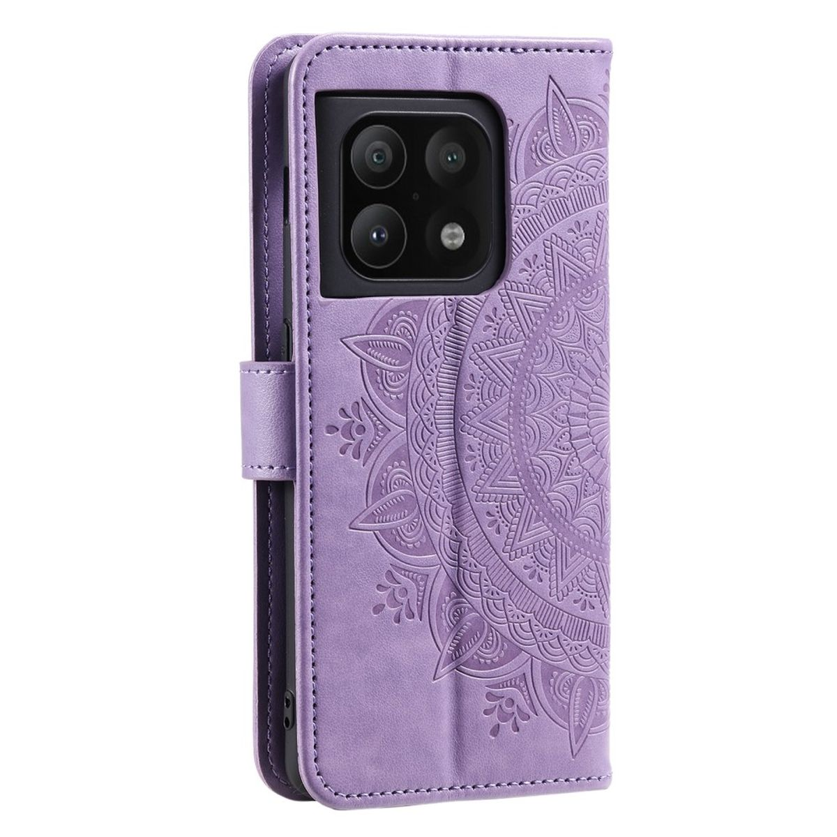 Lila Handyhülle mit Mandala-Design, offen, um ein Handy zu zeigen, weißer Hintergrund.