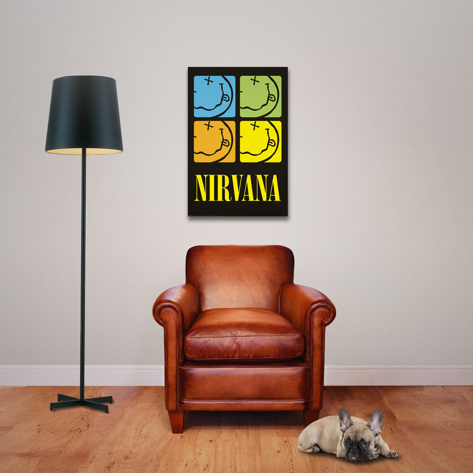 Nirvana-Poster an Wand mit braunem Ledersessel, Stehlampe und Hund.