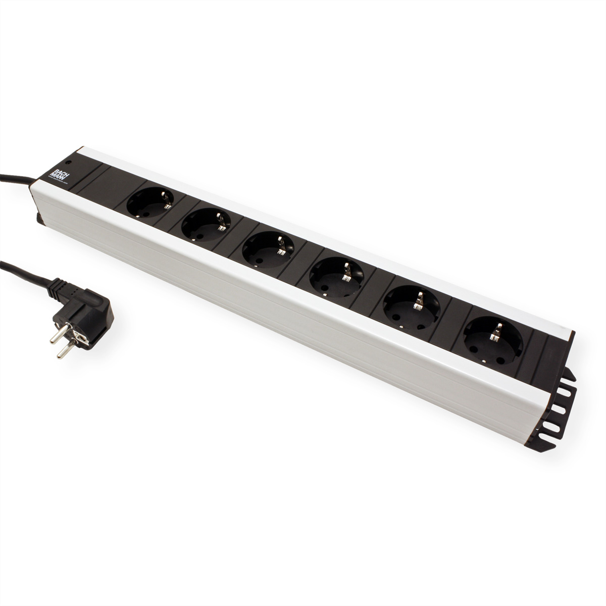 Srebrna listwa zasilająca z siedmioma gniazdami i czarną wtyczką. Listwa zasilająca ma czarny wierzch i spód.