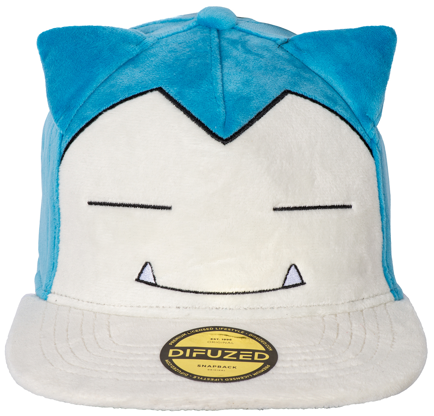 Eine Snorlax-Mütze, hellblau und weiß, mit einem Cartoon-Gesicht auf der Vorderseite.