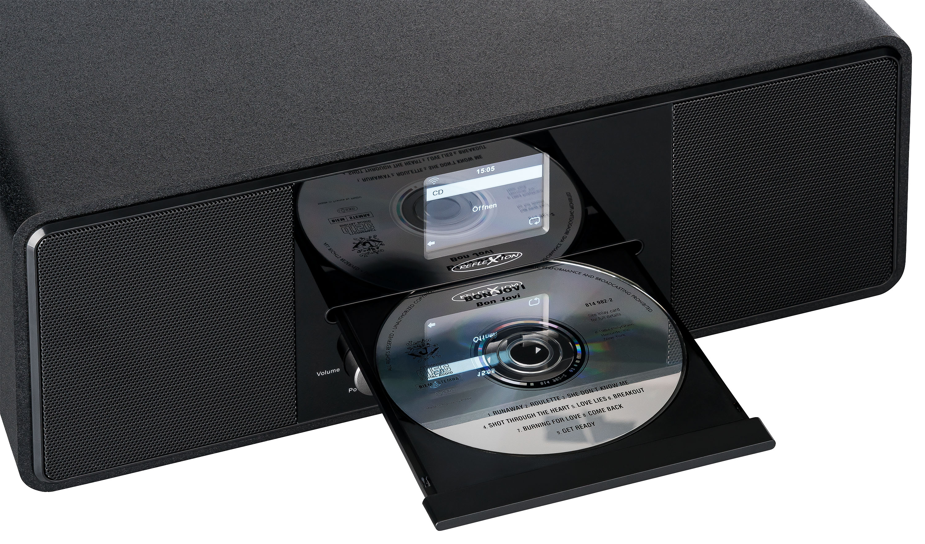 Un impianto stereo nero con il vassoio CD aperto, che mostra un CD e la scaletta dei brani.