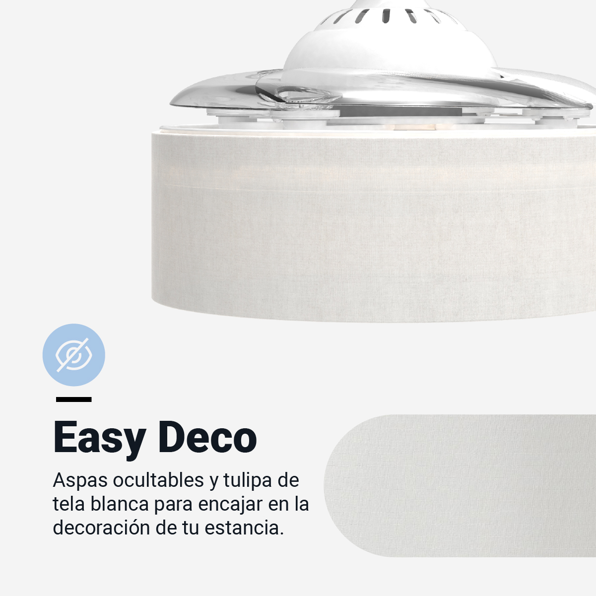 Primo piano di un apparecchio di illuminazione a soffitto bianco con un paralume bianco e una ventola argentata.
