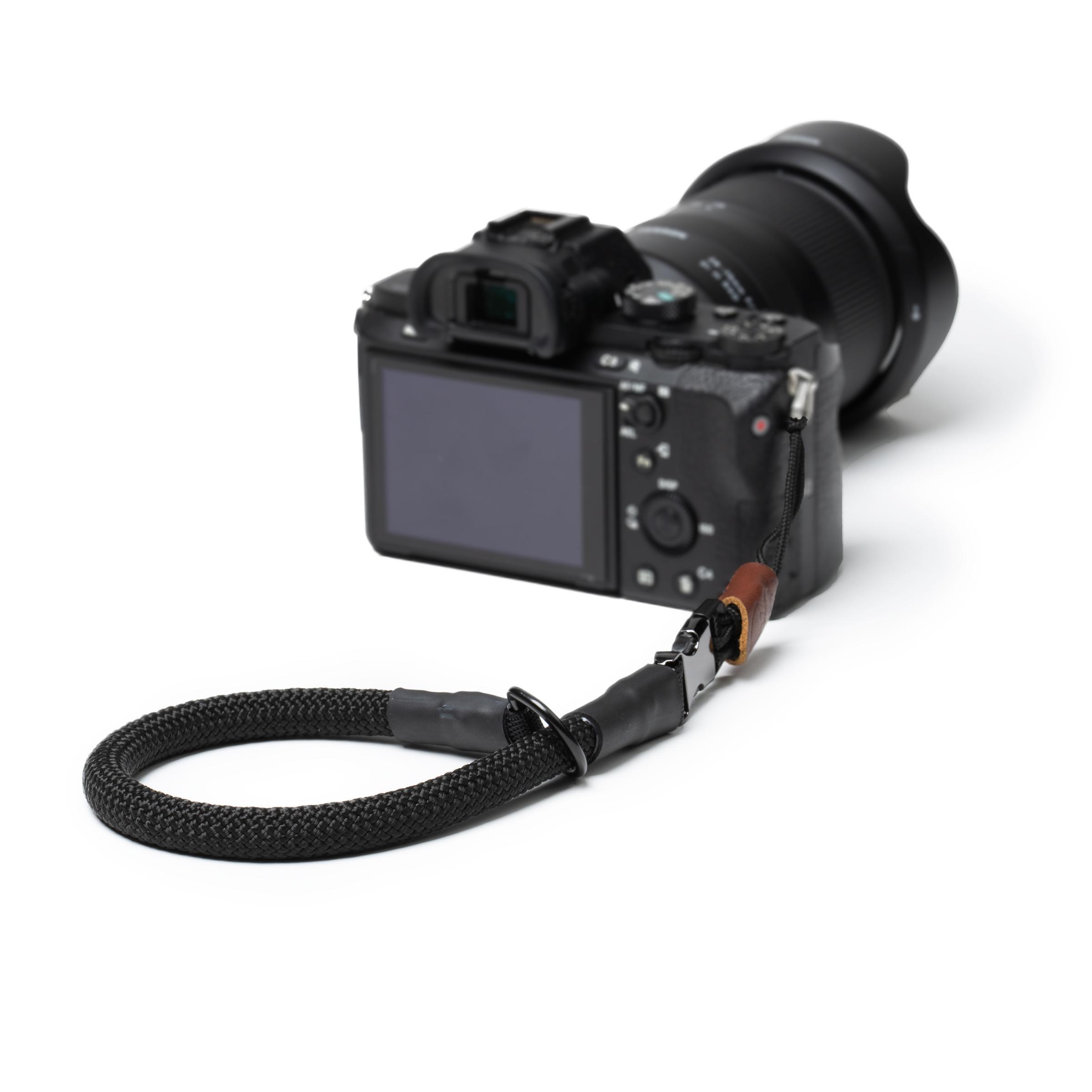 Silent Leica Kamera, Black, Sony, Handmade, Black, geeignet) Handschlaufe Schnellverschluss, & (Für Panasonic, Nikon, Fujifilm, 30cm, System- C-ROPE Canon, Silent Olympus, passend LOOP, THE für für alle Spiegelreflexkameras
