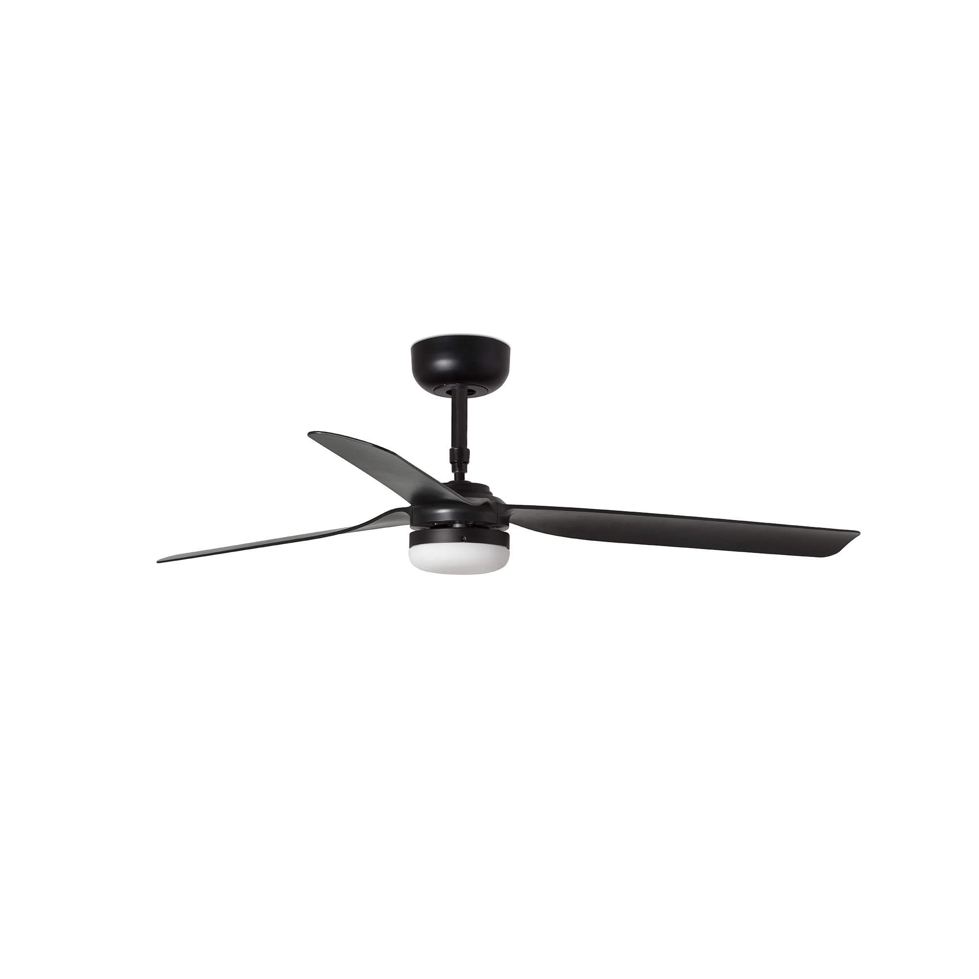 Schwarzer Deckenventilator. Drei schwarze Blätter, Motor und Licht. Weißer Hintergrund, modernes Design.