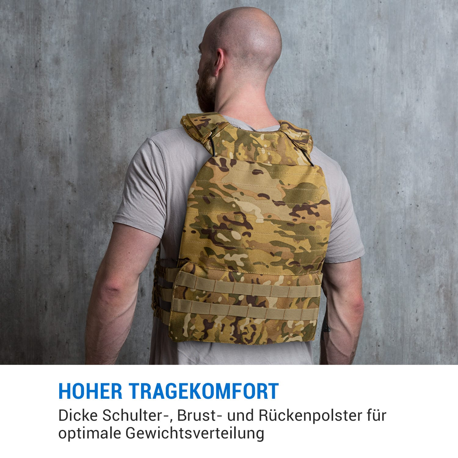 Mann in Tarnweste, Rücken zur Kamera. Text: Hoher Tragekomfort, Schulter-/Brust-/Rückenpolsterung.