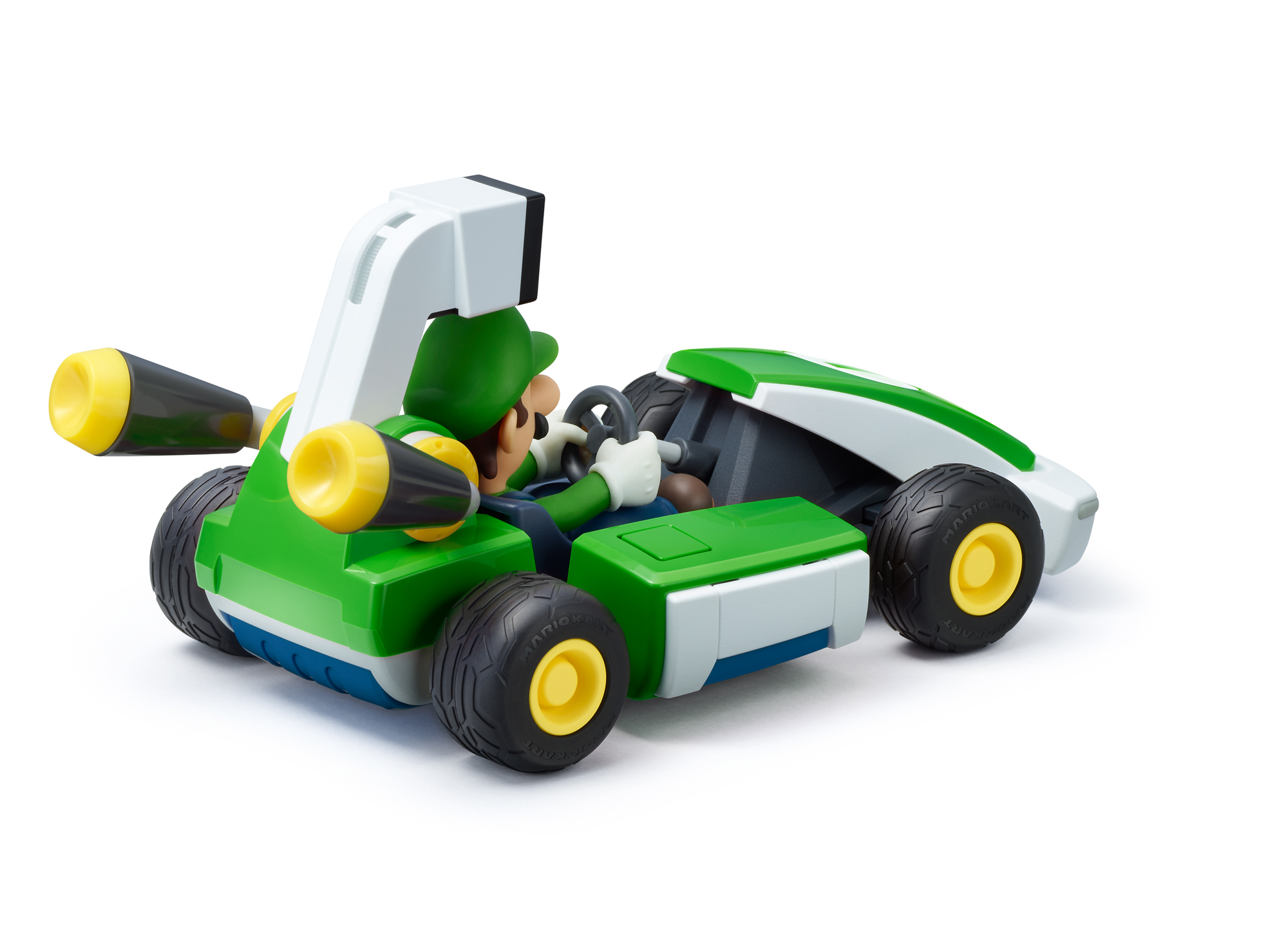 Luigi in einem grünen und weißen Mario Kart-Spielzeugauto auf weißem Hintergrund.