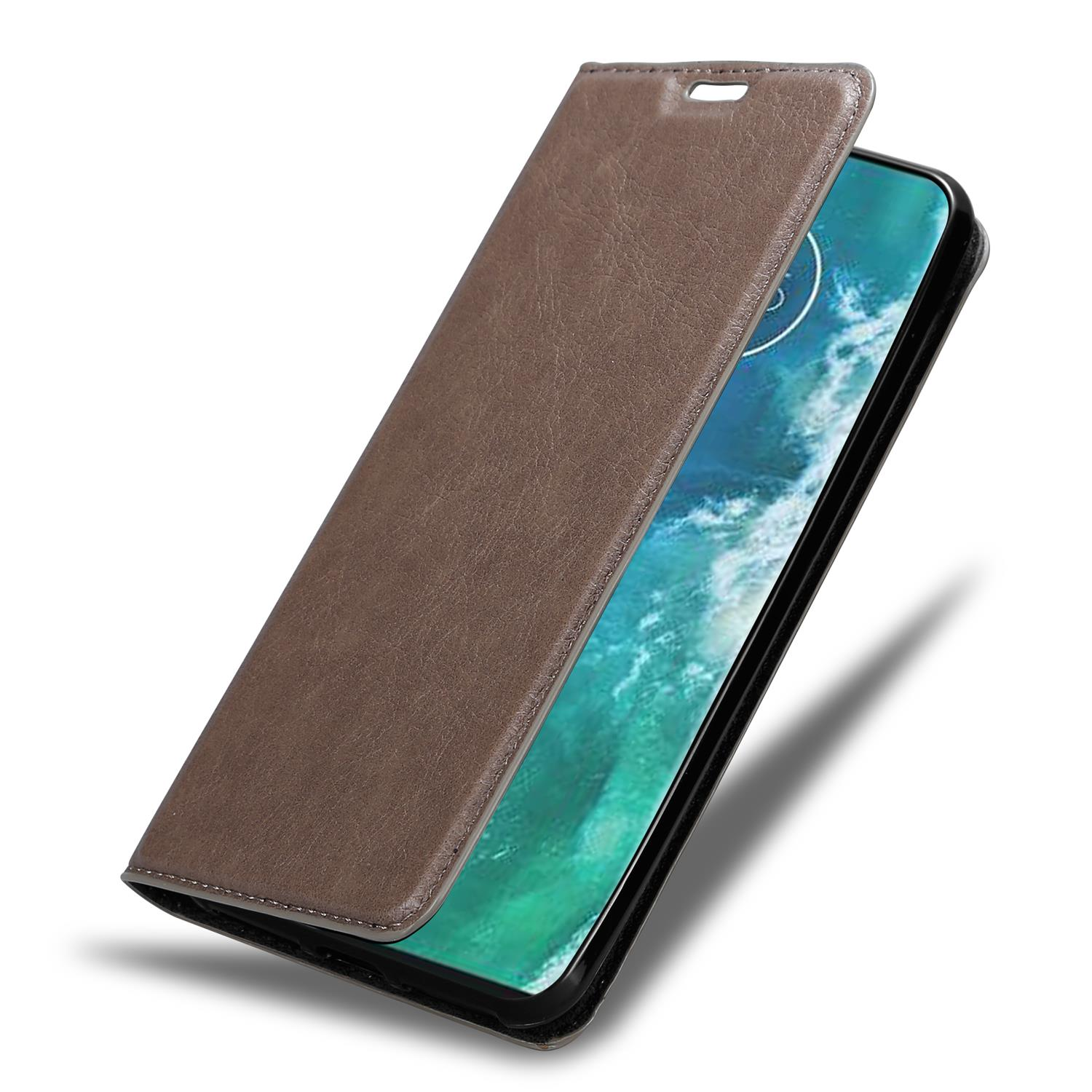 Braune Leder-Handyhülle, geöffnet, mit dem Telefon im Inneren.