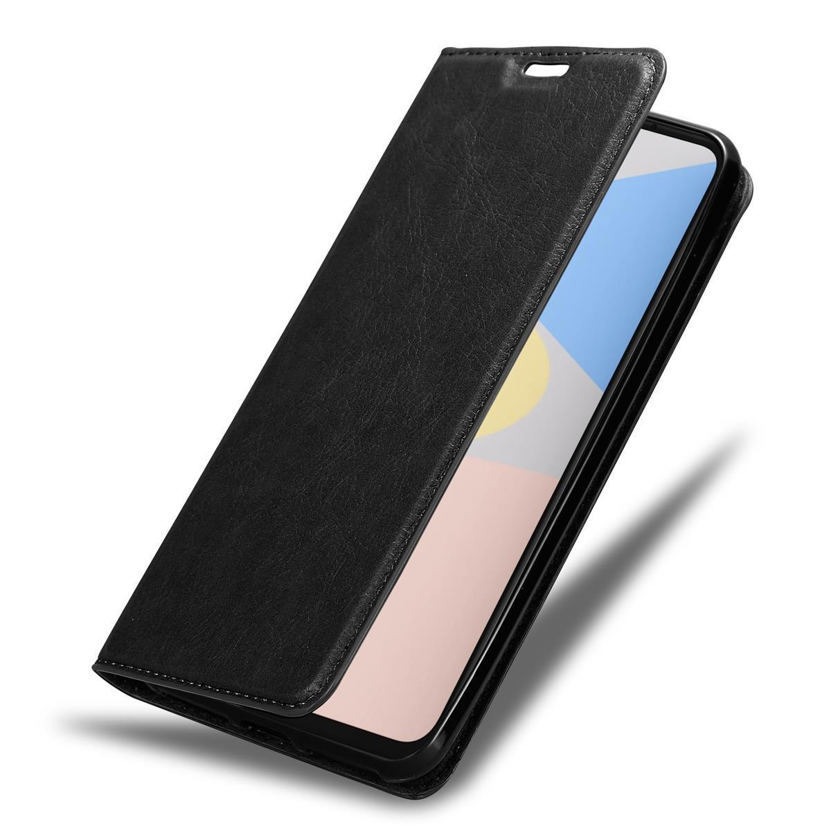 Schwarze Leder-Handyhülle, offen. Zeigt ein Telefon mit blauem und rosa Bildschirm. Das Telefon ist im Fokus.