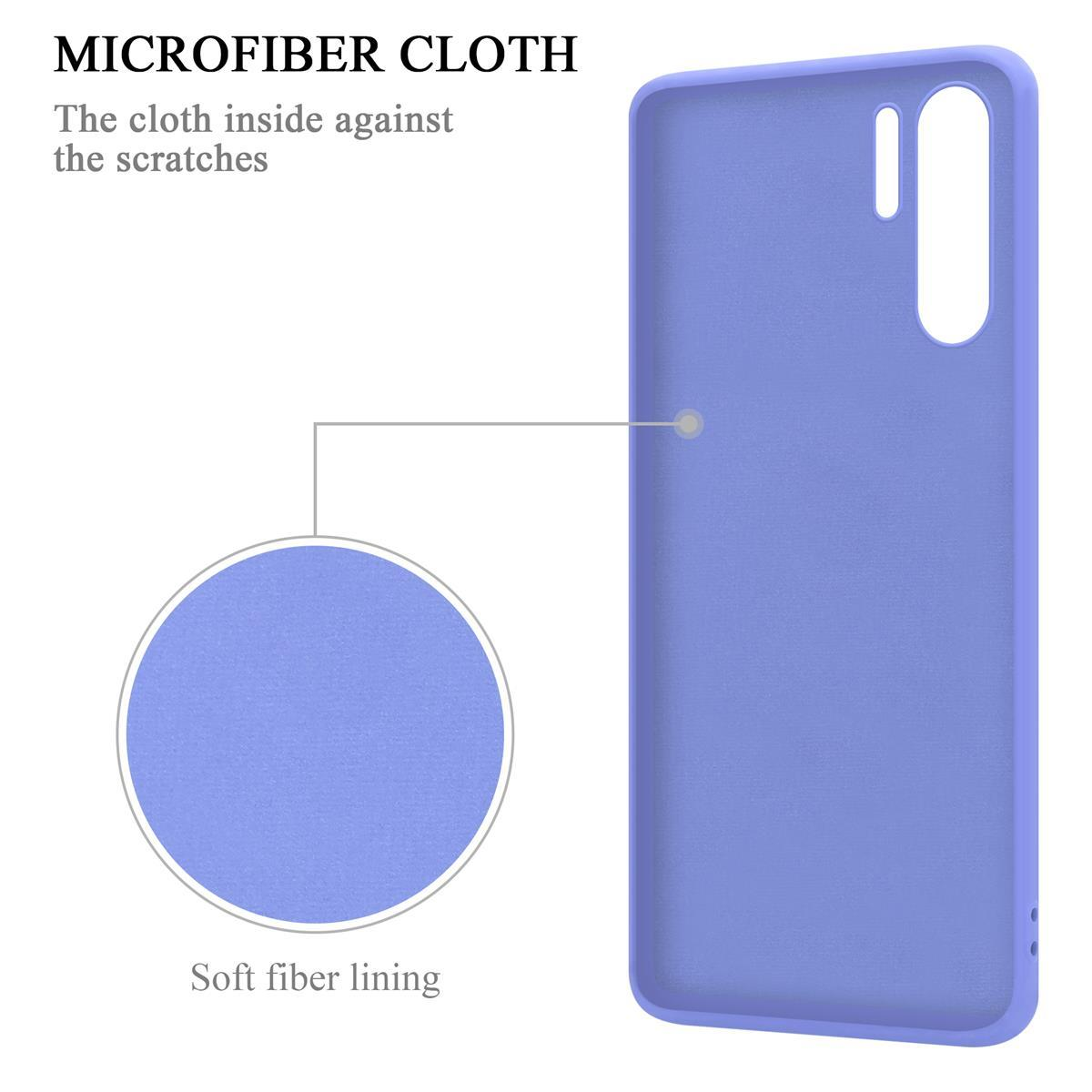 Un'immagine ravvicinata di una custodia per telefono con un panno in microfibra.
