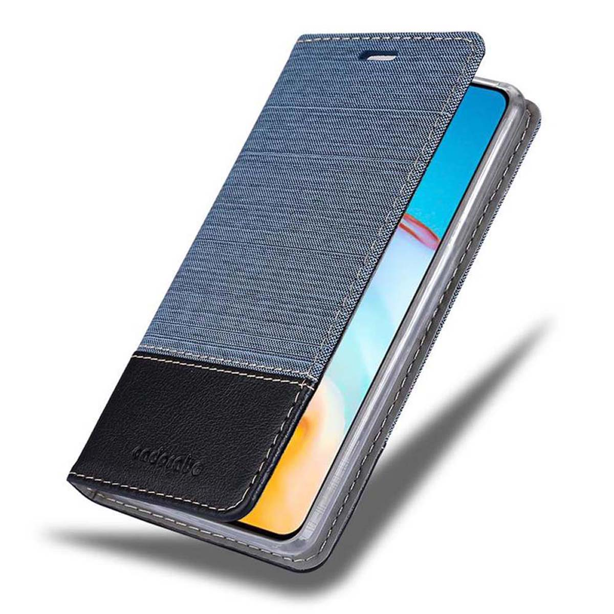 Una ripresa angolata di una custodia per telefono. La custodia è aperta e mostra lo schermo del telefono. La custodia è blu jeans e nera.