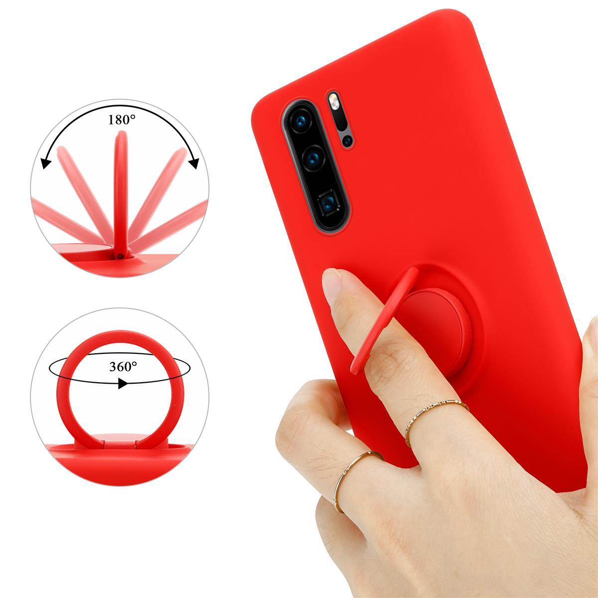 Custodia rossa per telefono con anello. L'anello ruota di 180 e 360 gradi. Un dito con anelli tiene la custodia.