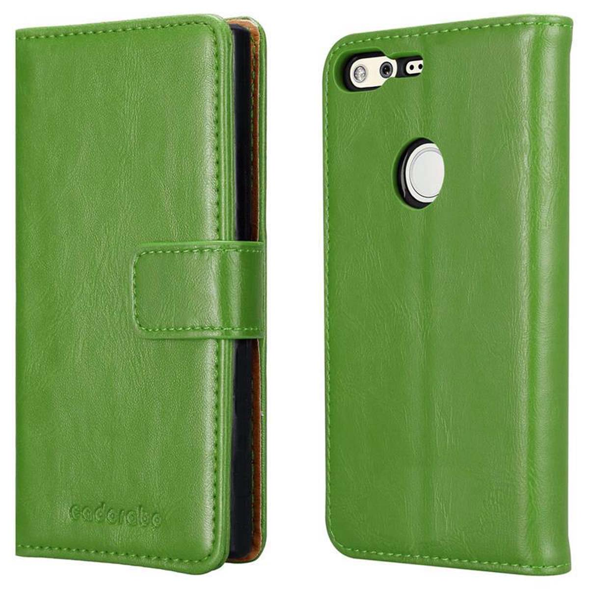 Due lati di una custodia per telefono verde, uno chiuso e l'altro che mostra il retro del telefono con i dettagli della fotocamera.