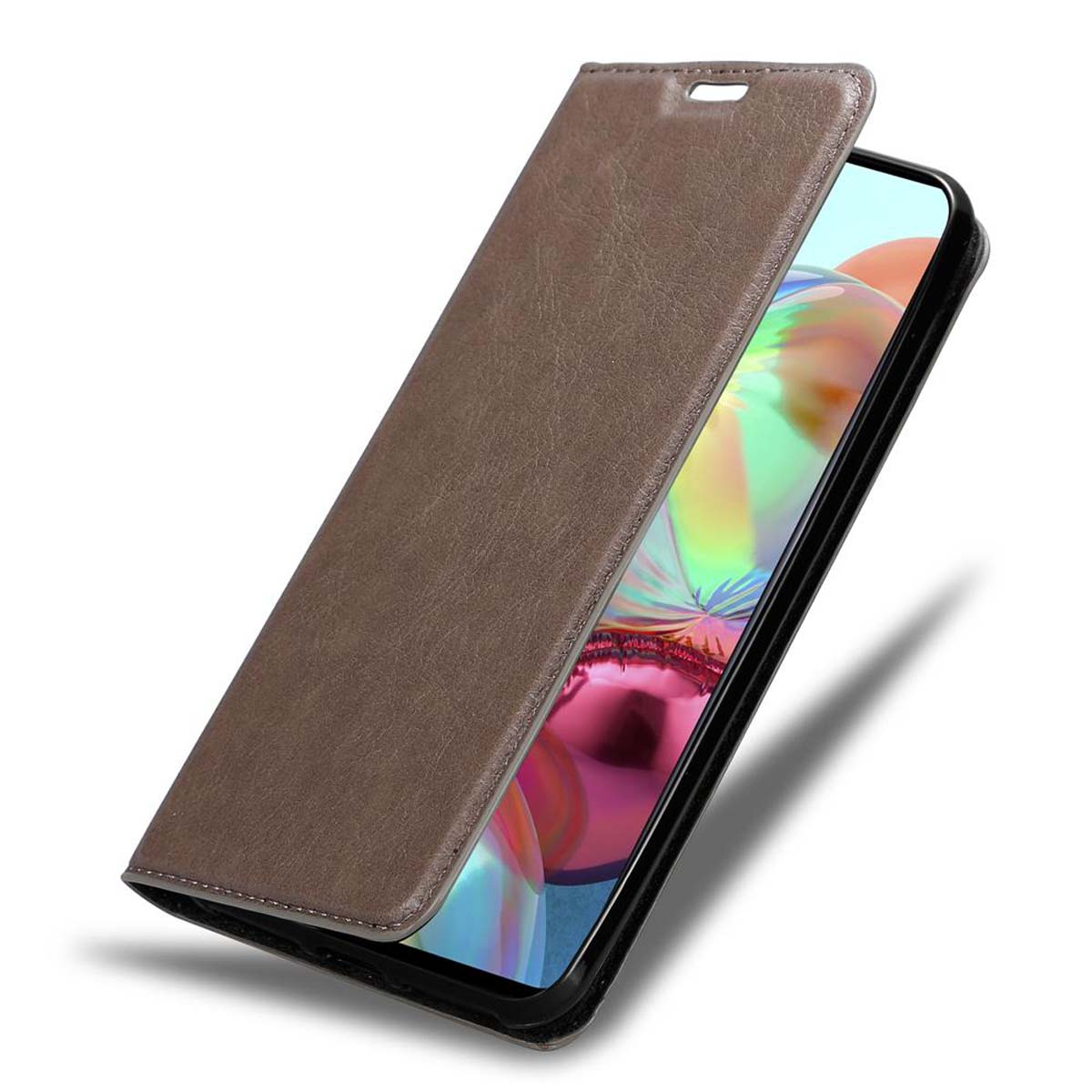 Geöffnete braune Handyhülle, die ein Handy zeigt. Der Bildschirm des Handys ist sichtbar. Die Hülle ist braun.