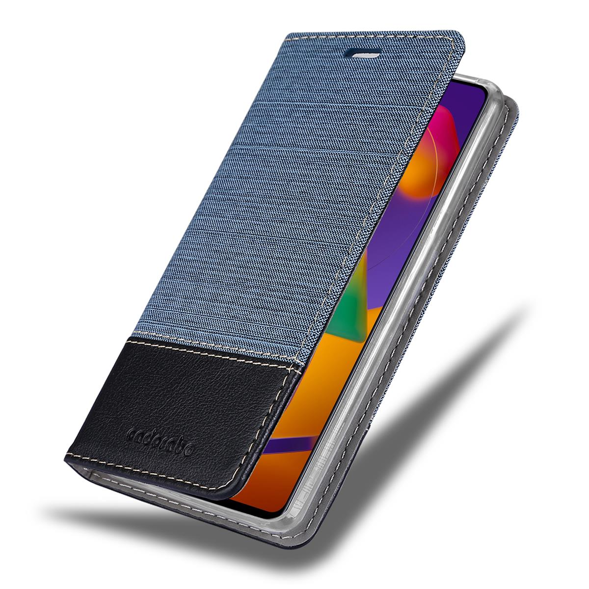 Eine Handyhülle mit jeansähnlichem Design. Der Telefonbildschirm ist sichtbar.