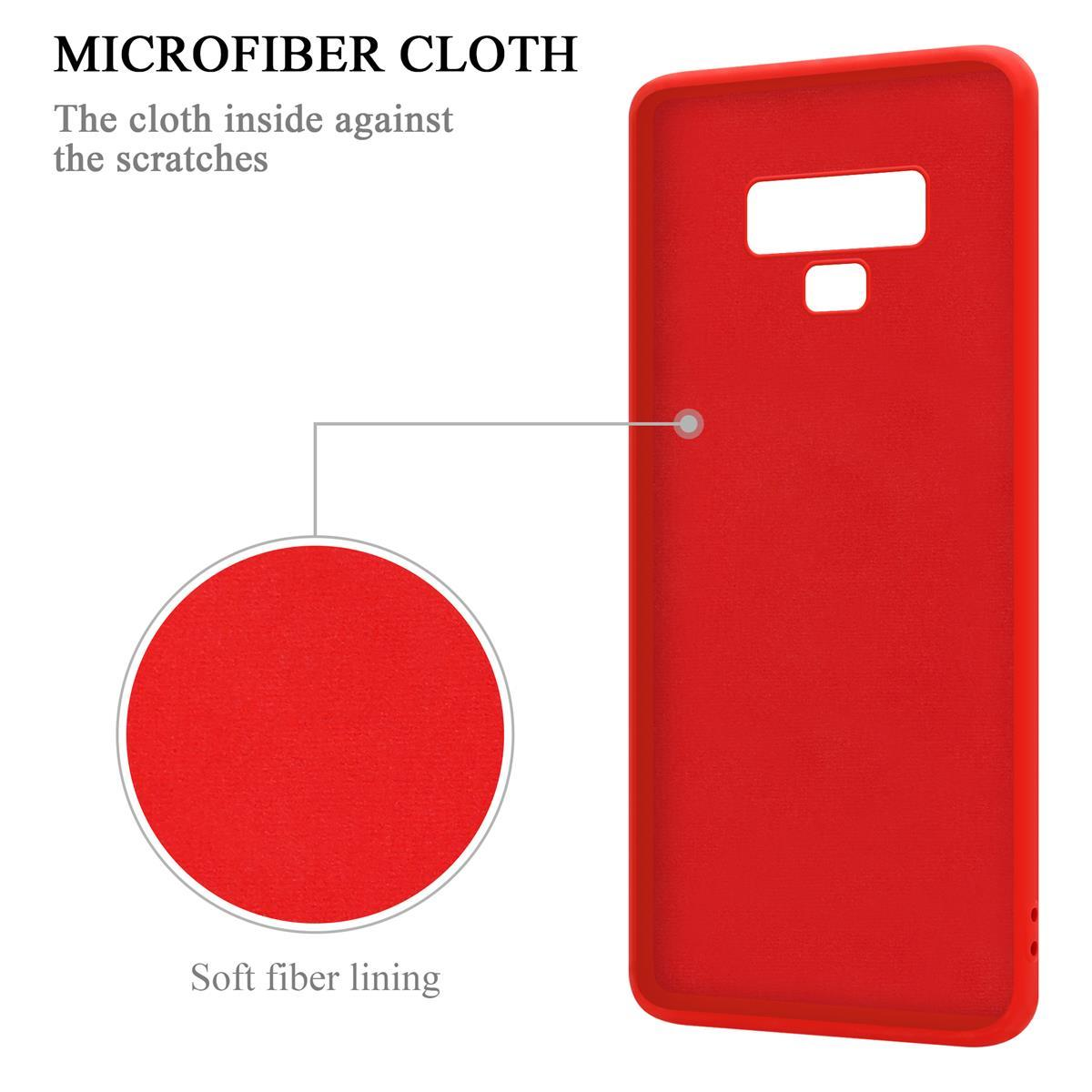Custodia rossa per telefono con fodera in microfibra. Materiale morbido per proteggere.
