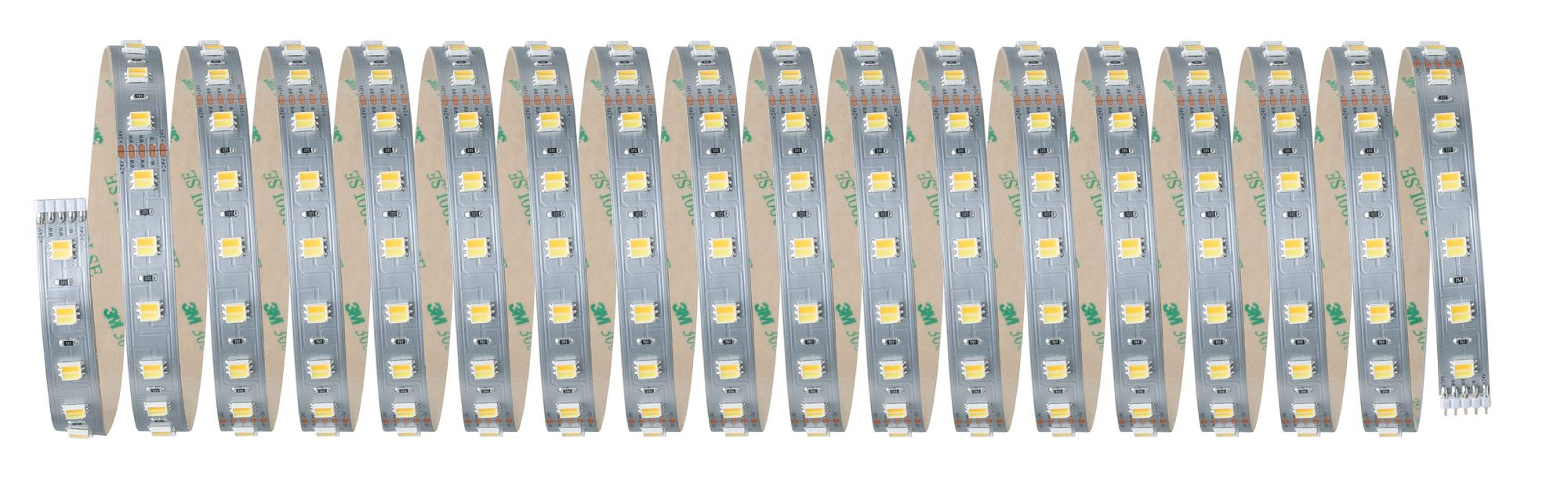 Mehrere Rollen LED-Lichtstreifen auf weißem Hintergrund ausgelegt.