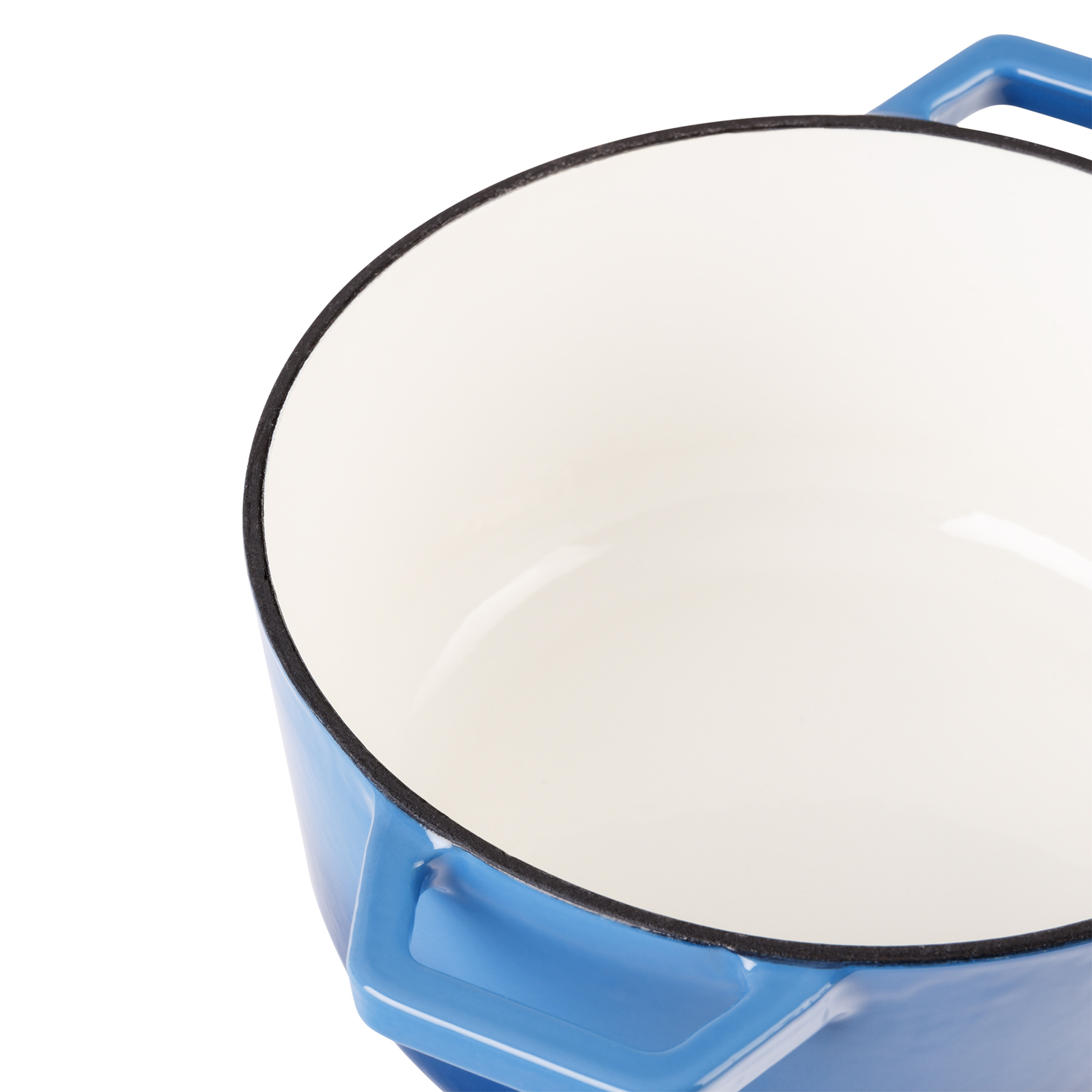 Una olla azul con interior blanco y borde negro. Las asas están a cada lado.