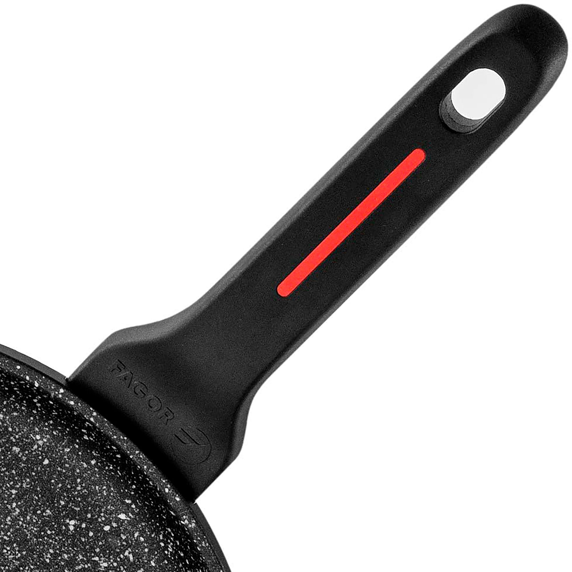 Primer plano de un mango negro de sartén con una raya roja.