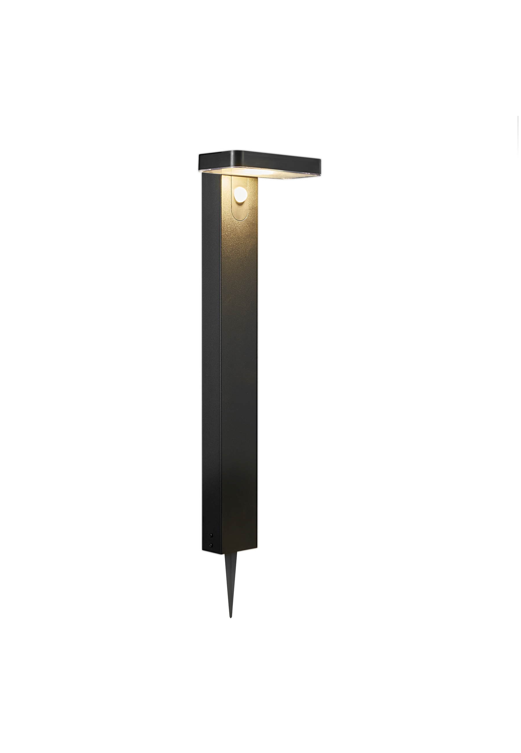 Schwarze, rechteckige Außenleuchte mit einem Spießfuß. Sie hat ein Licht oben und einen kleinen Sensor.
